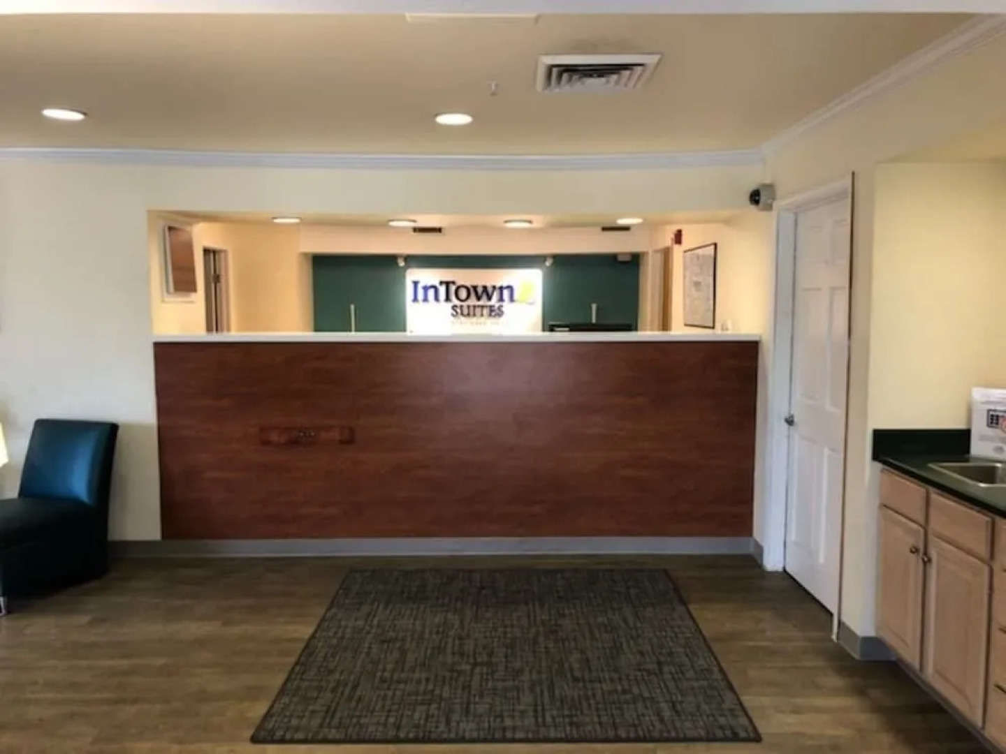 InTown Suites Extended Stay New Orleans - Metairie
