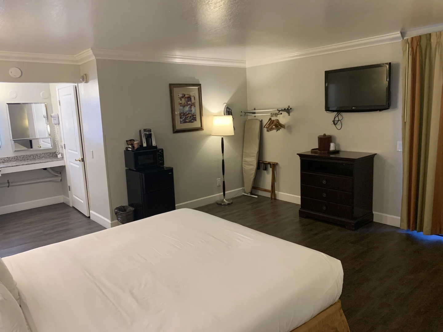 Stargazer Inn and Suites