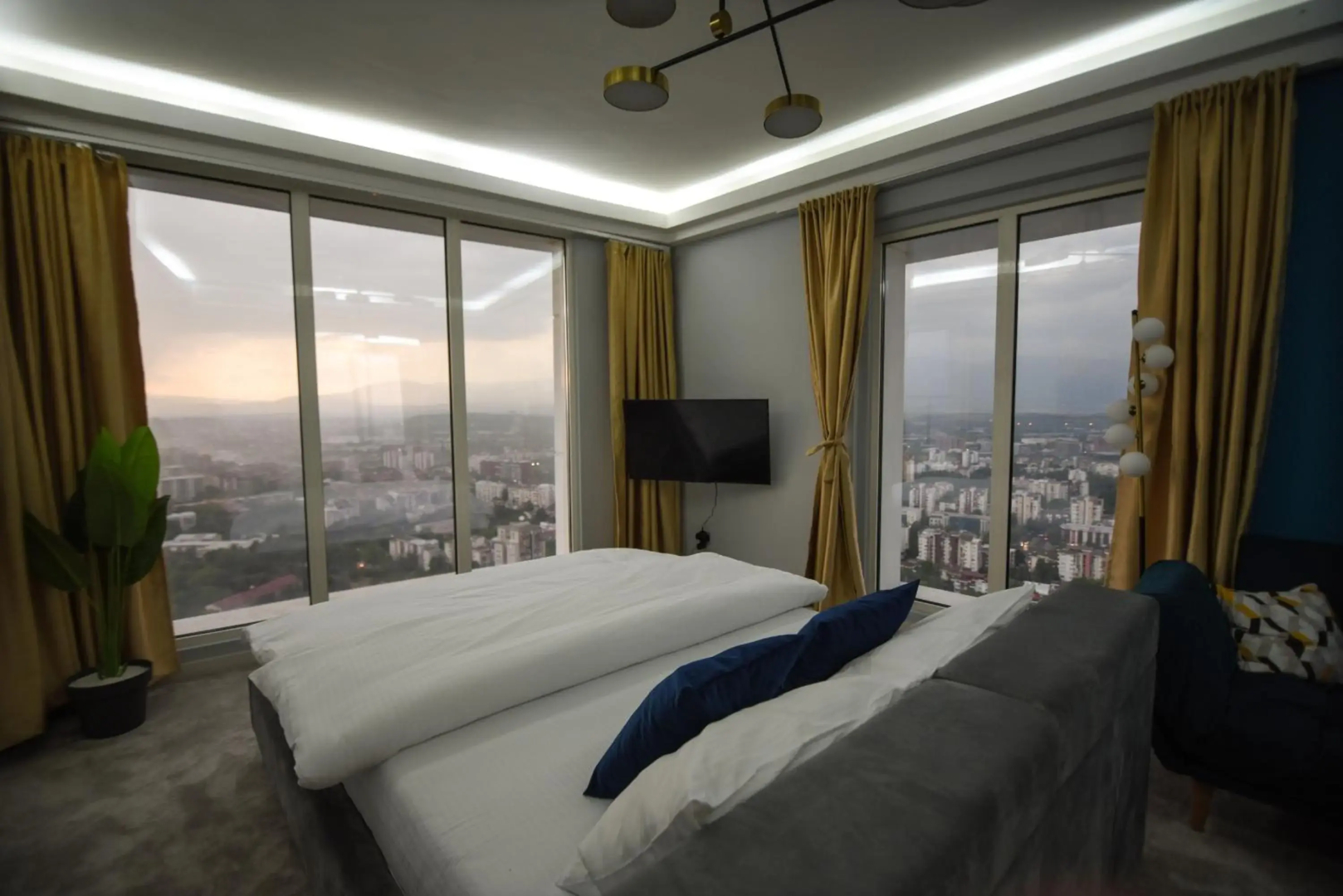 Sky Deluxe Fitness & Spa