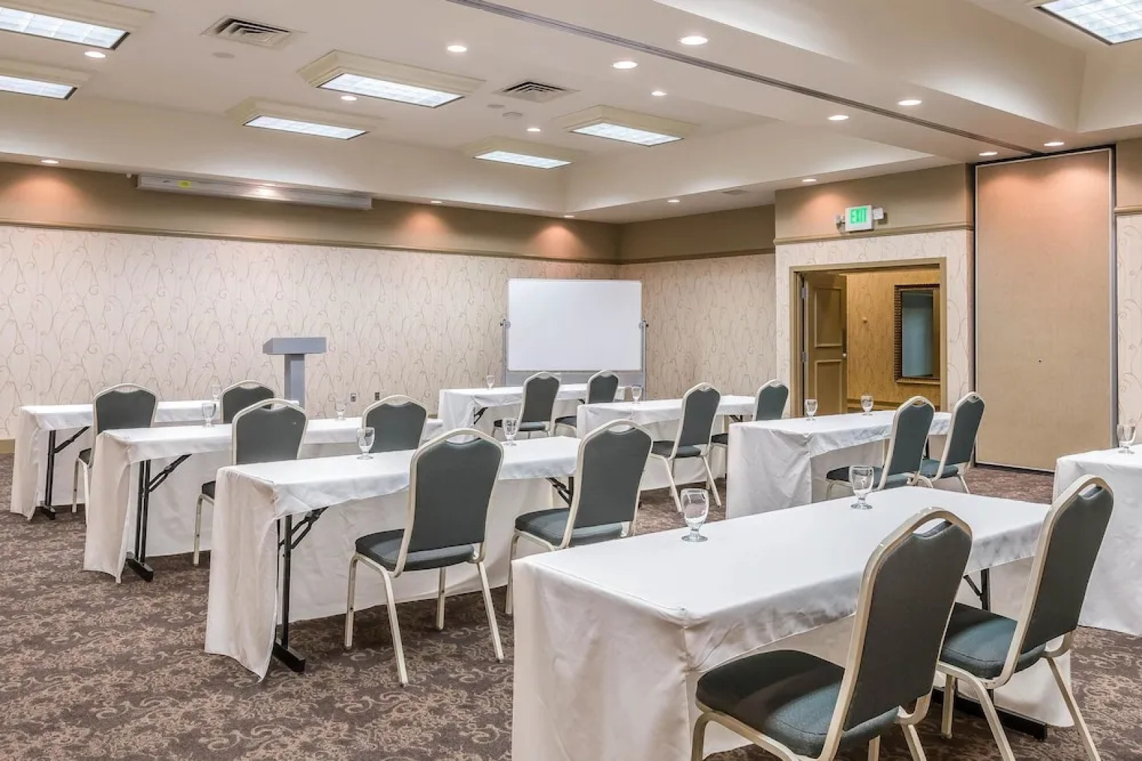 Comfort Inn Plainwell