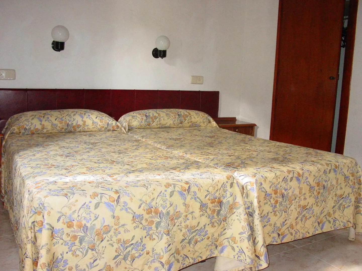 Pequeña Casa en la Playa de Pals