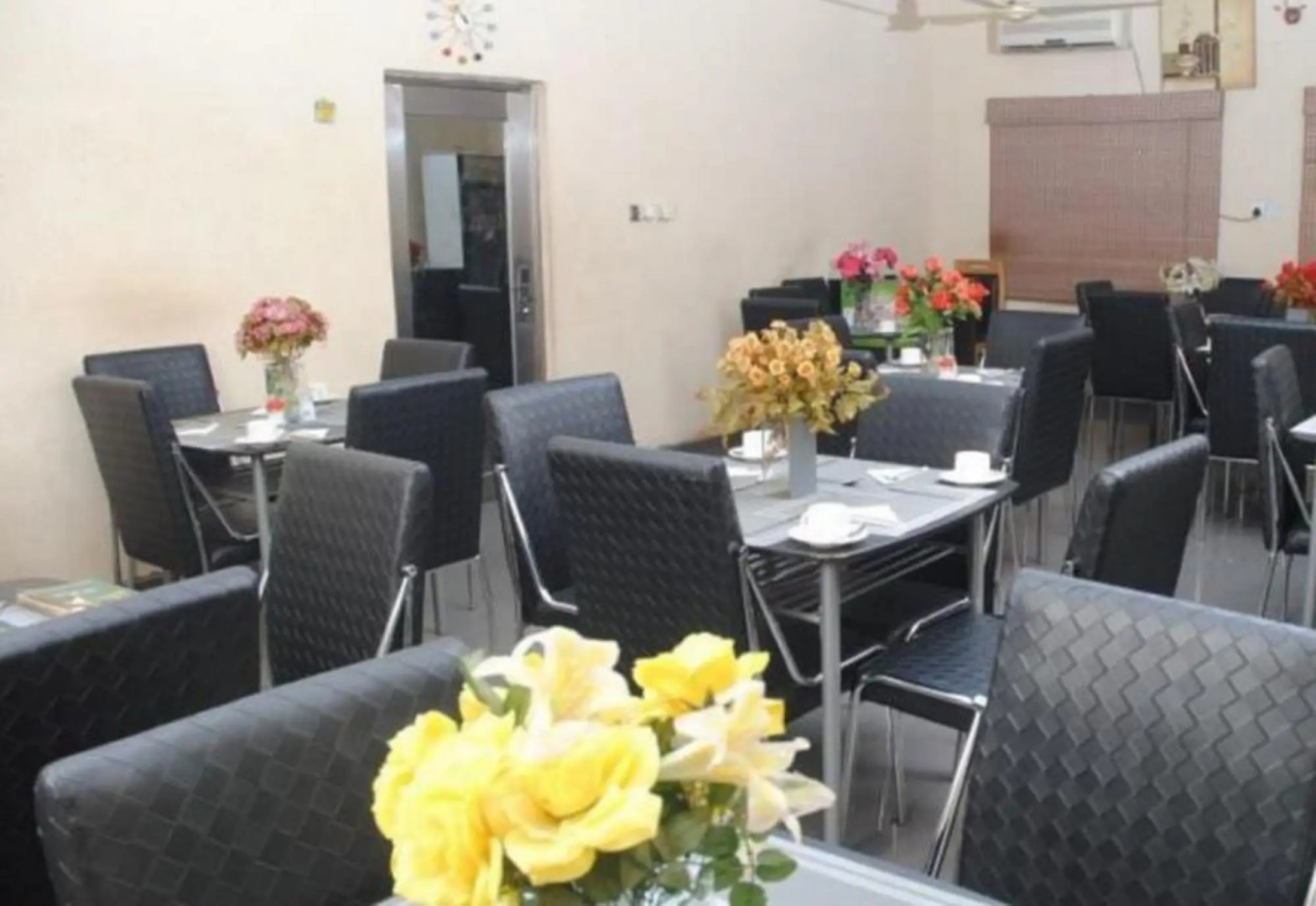 Indices Suites And Gardens