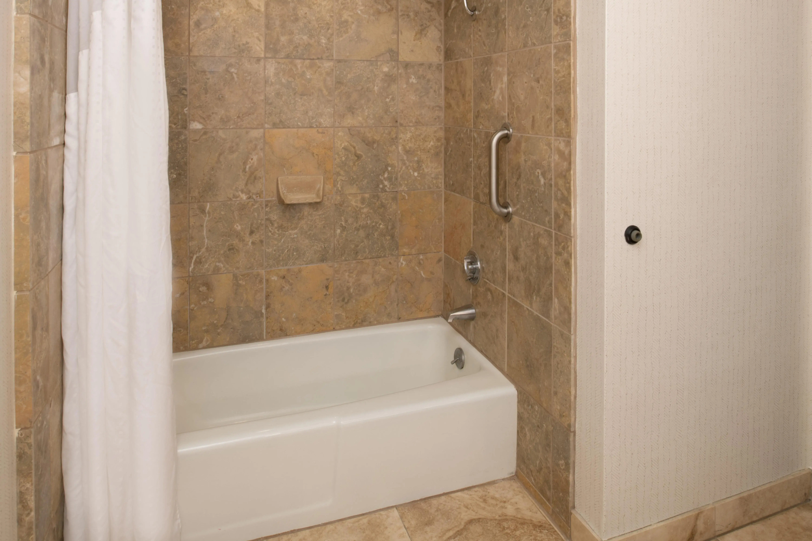 Holiday Inn Portland - Columbia Riverfront by IHG