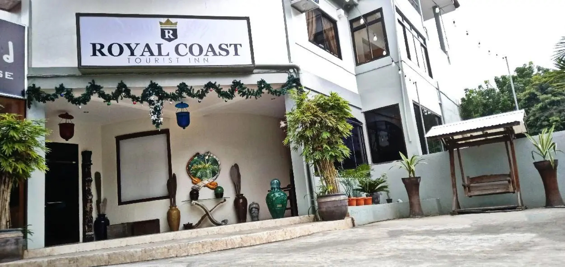 Royal Coast Tourist Inn and Restaurant