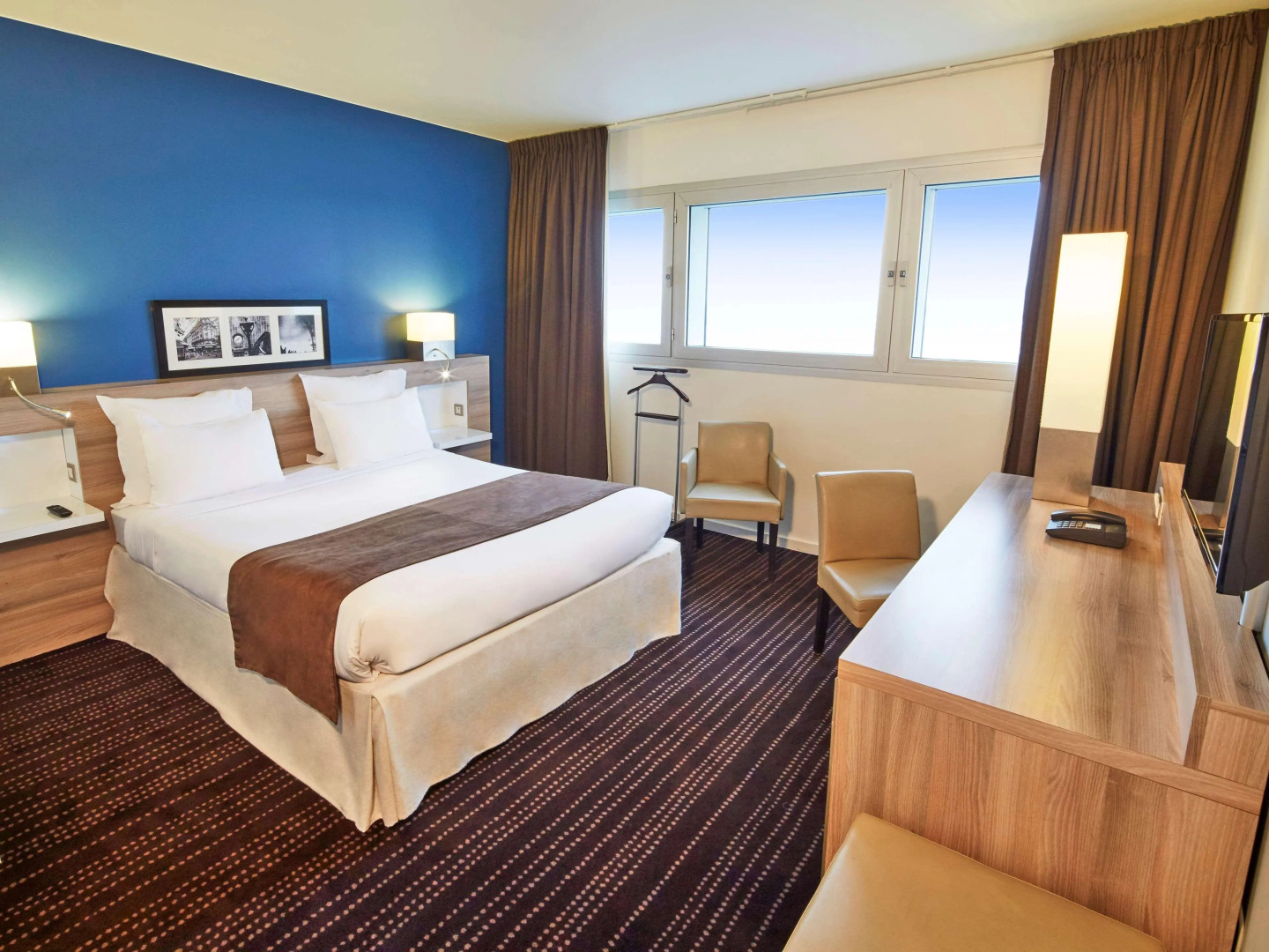 Hotel Campanile Le Bourget