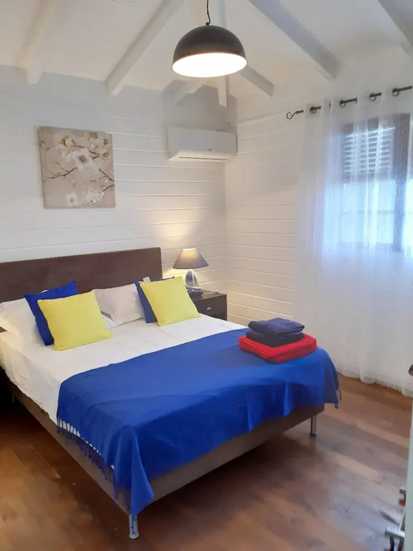 House With 2 Bedrooms in Bouillante, With Wonderful sea View, Private Pool, Enclosed Garden