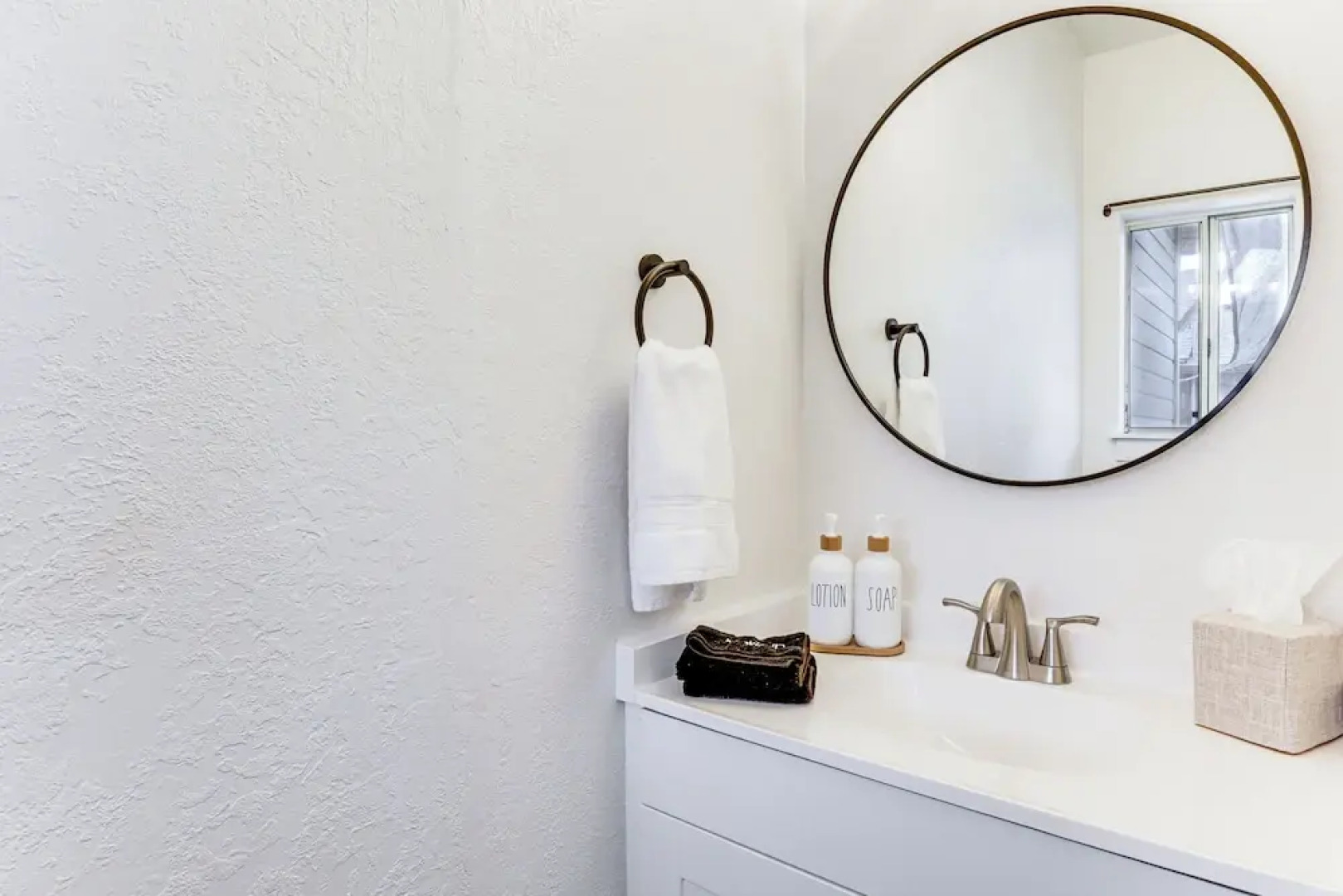 Walkable Location: Quaint Cottage in Forest Grove!