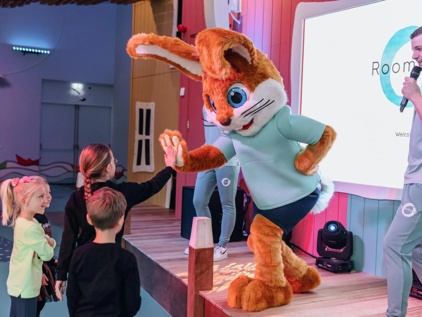 Beachside Bungalow Near Beach