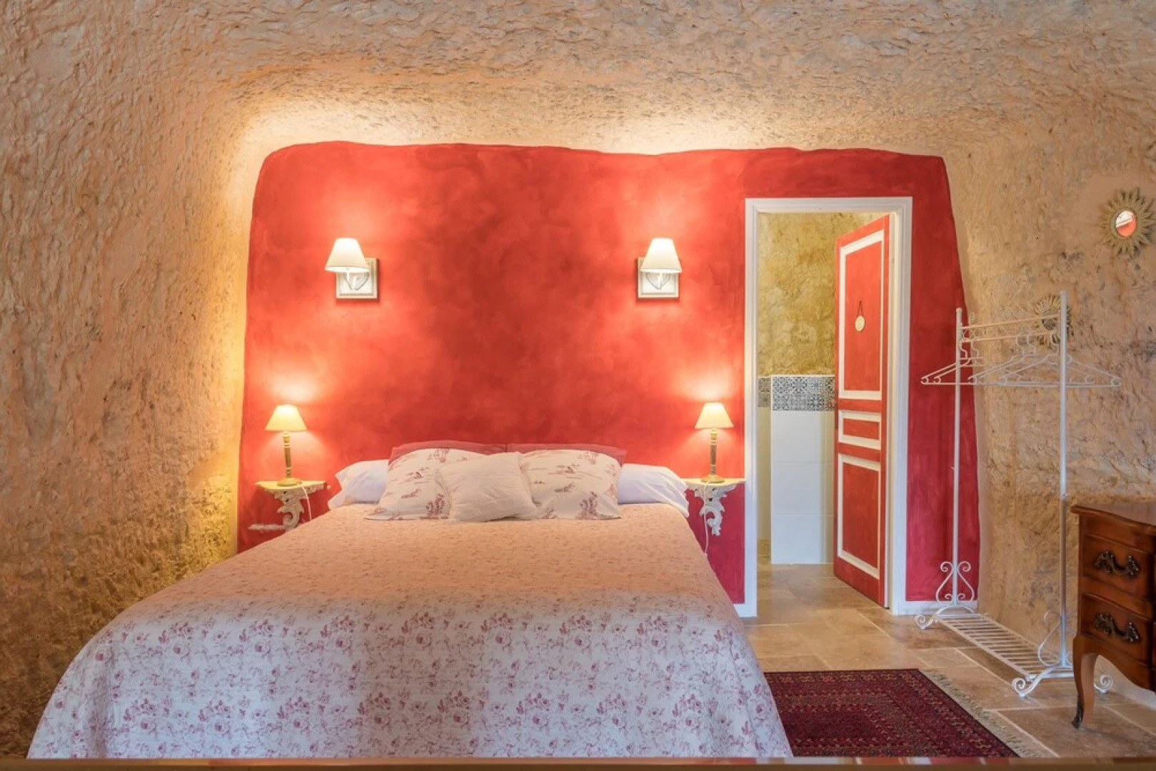 Gîtes troglodytes de la Rochère