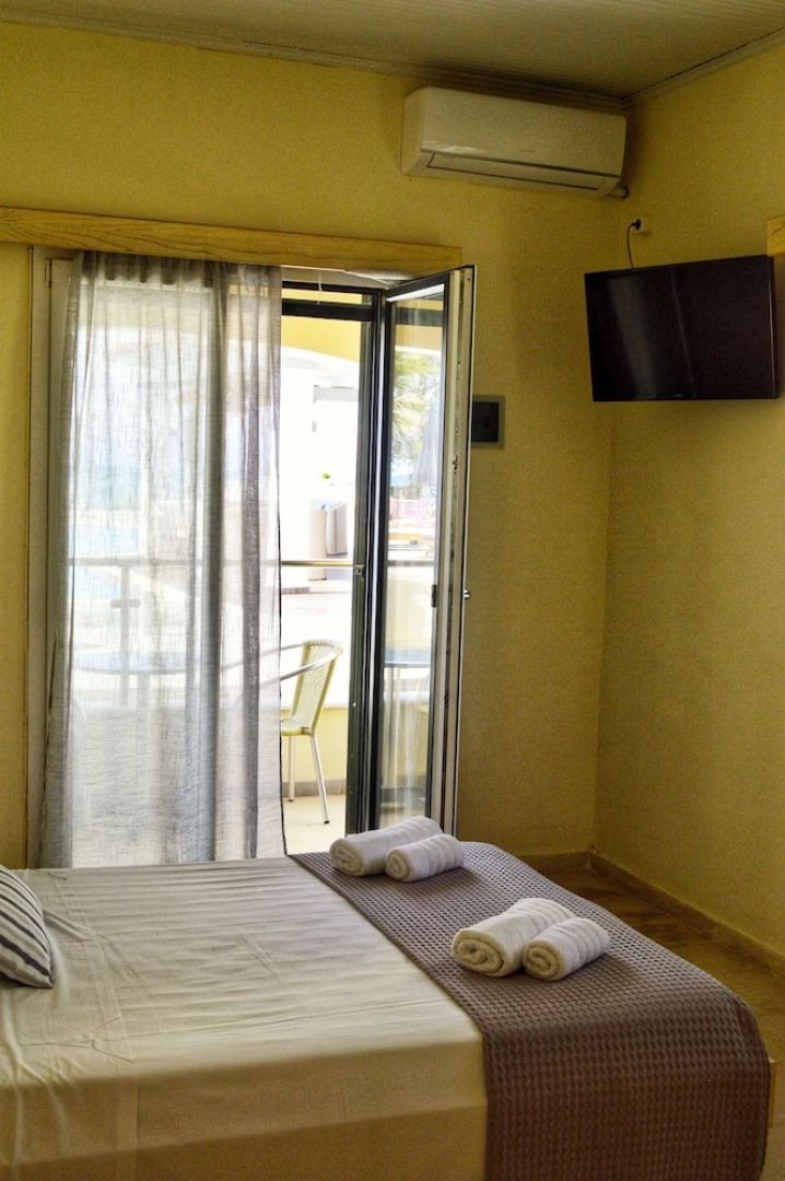 SunRose Beach Aparthotel