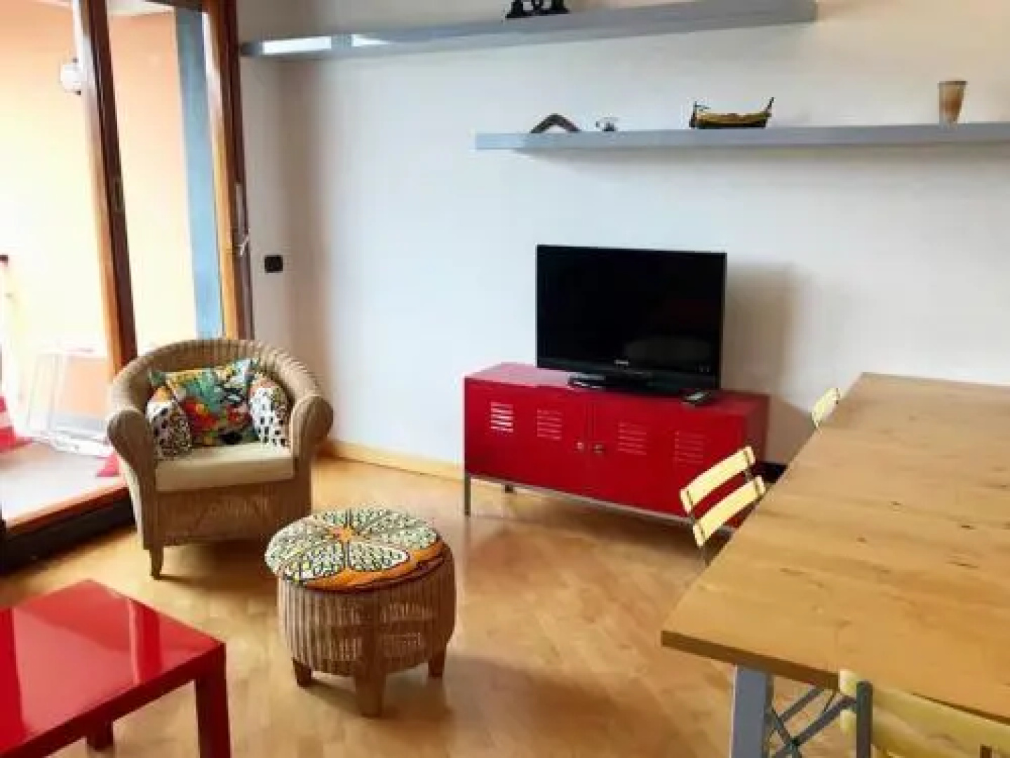 Residence "Delfino" con Piscina e Campo da Tennis