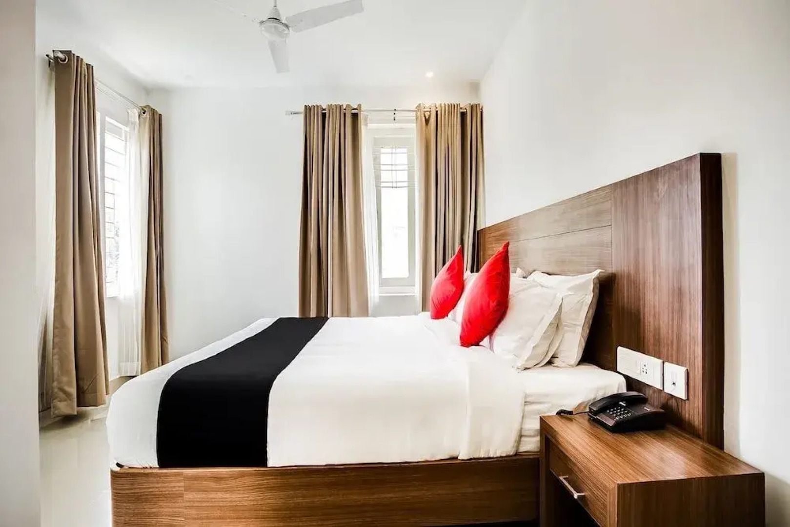 Hotel Midhuna International by OYO Rooms