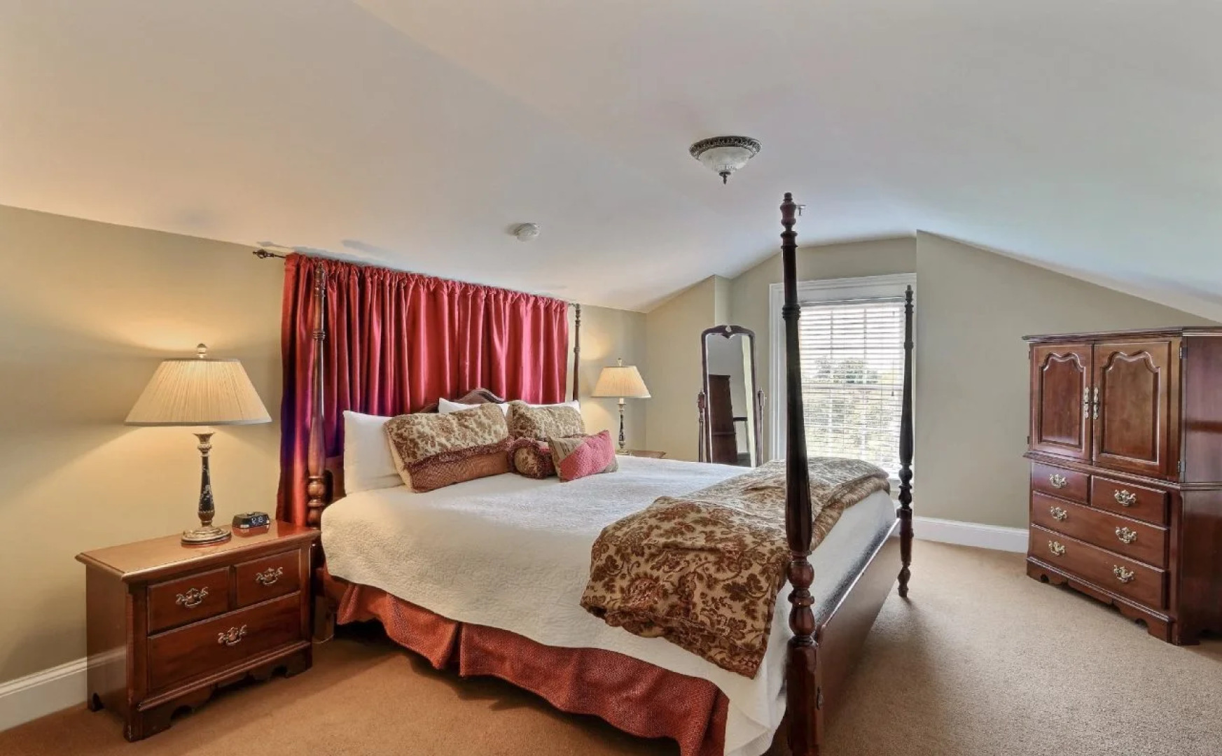 The Presidents Quarters Inn