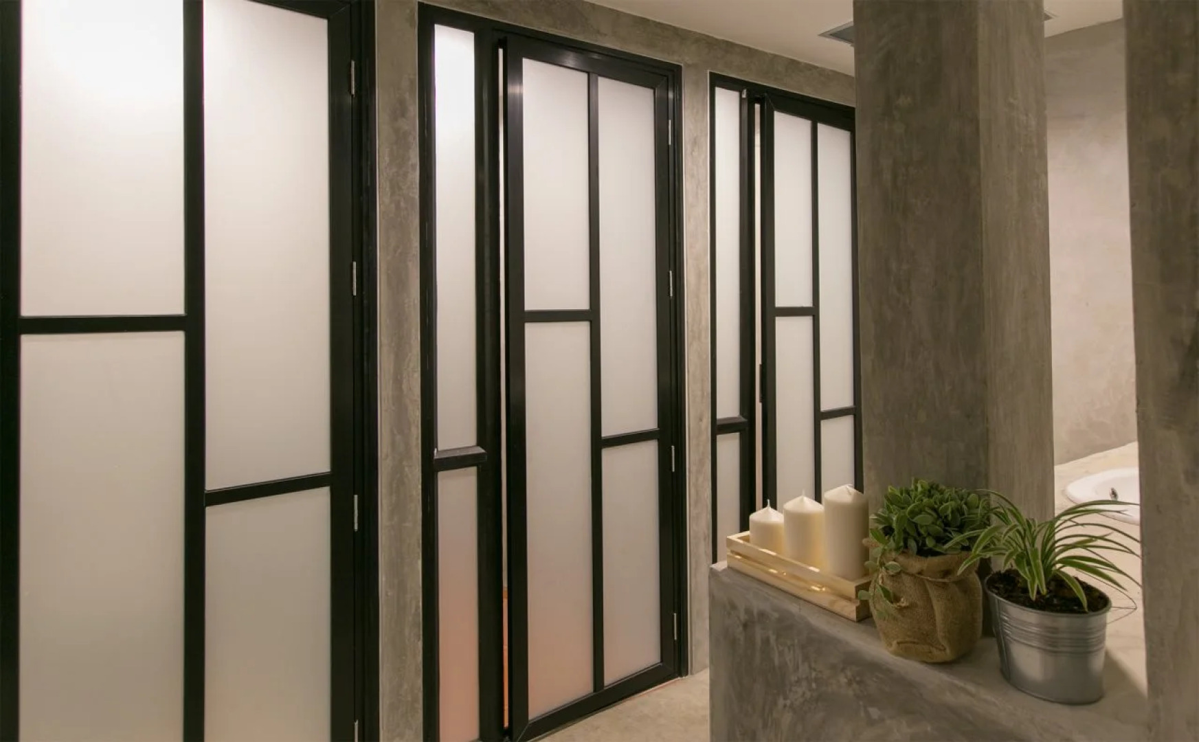 Chedi View Hostel & Rooftop Bar