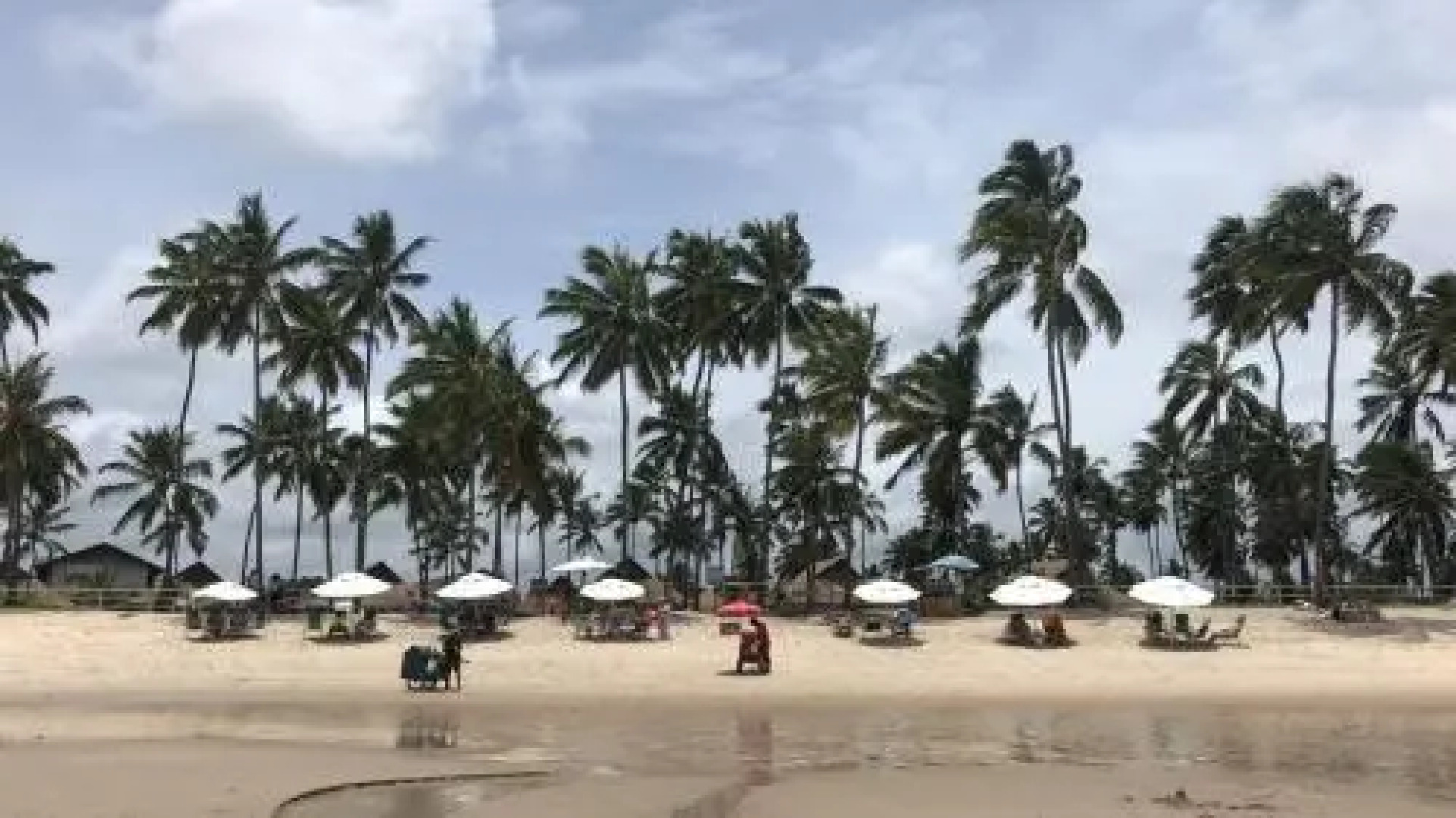 Carneiro Beach Resort 305