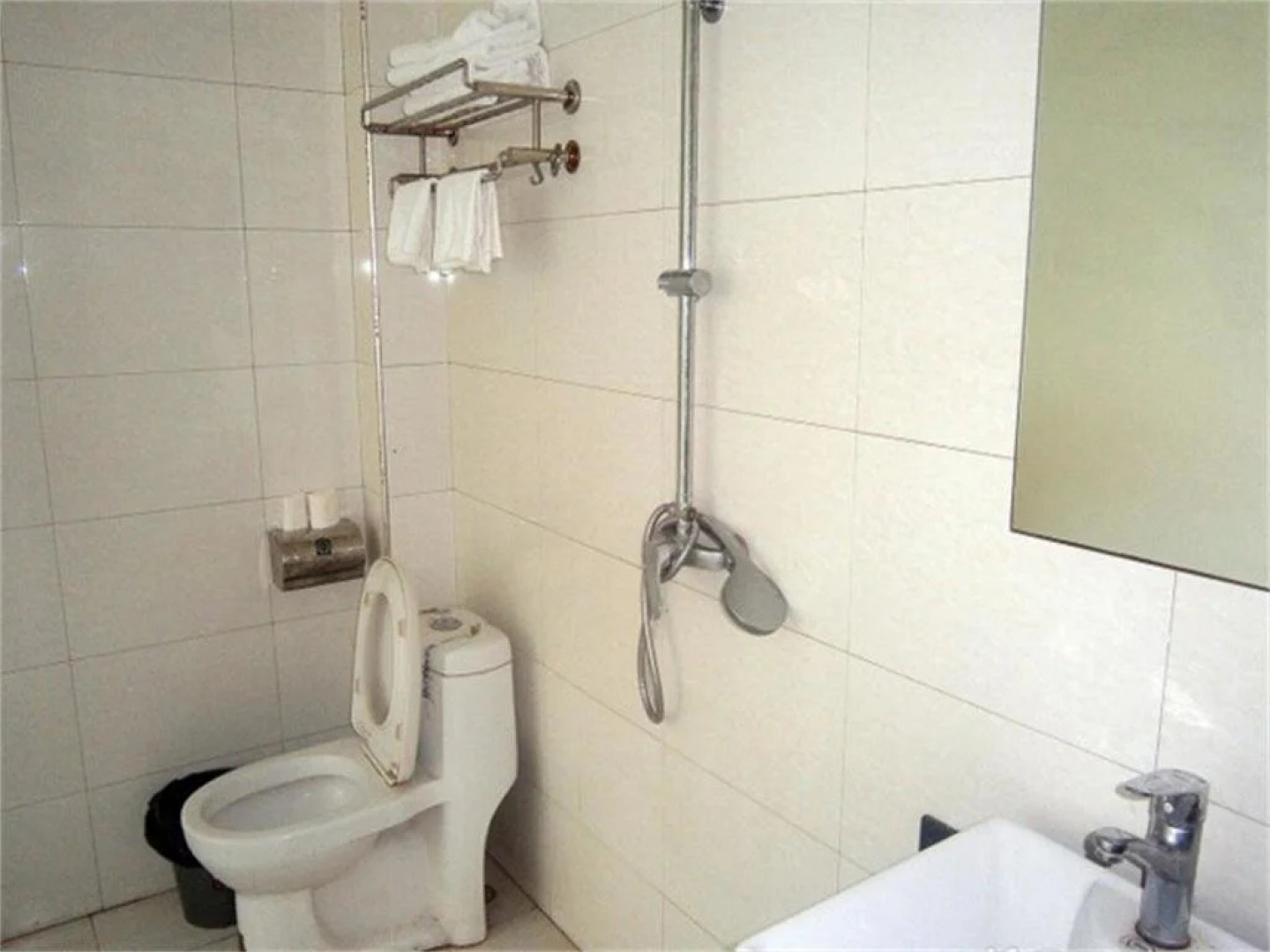 Liangtin Business Inn