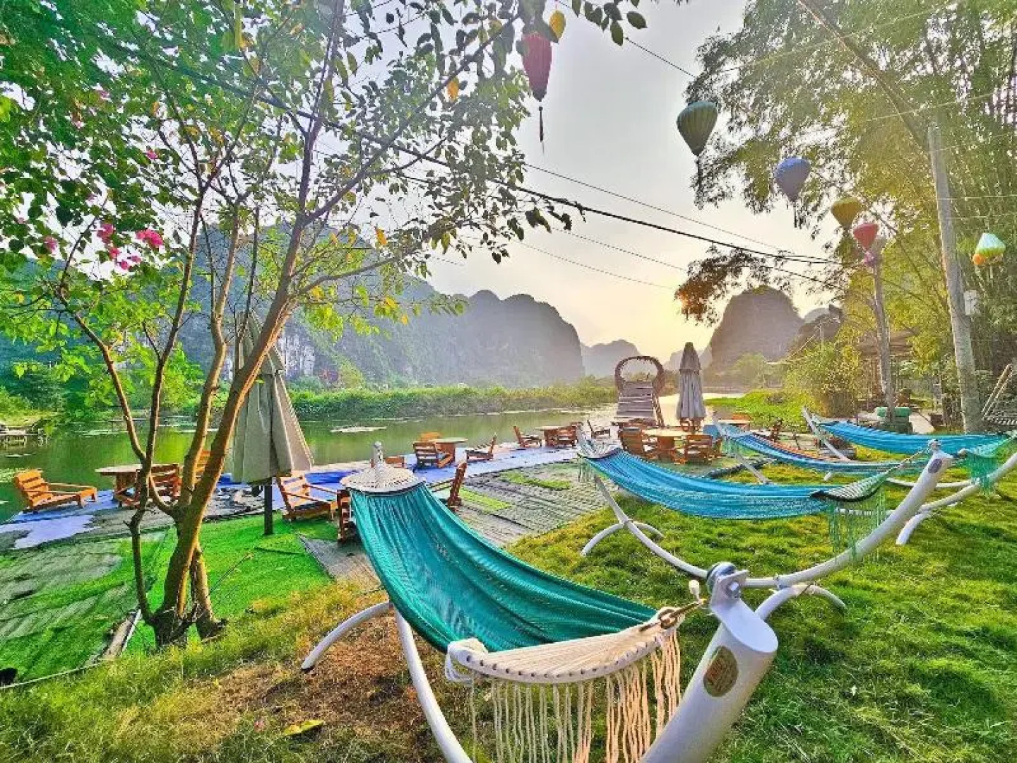 Quoc Khanh Bamboo Homestay - Hostel