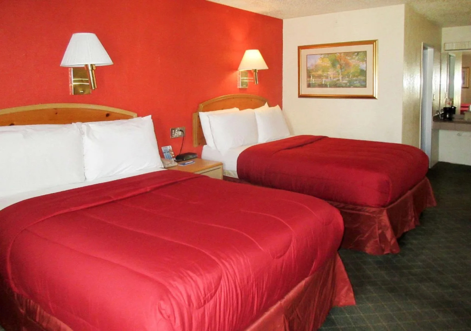 Rodeway Inn & Suites