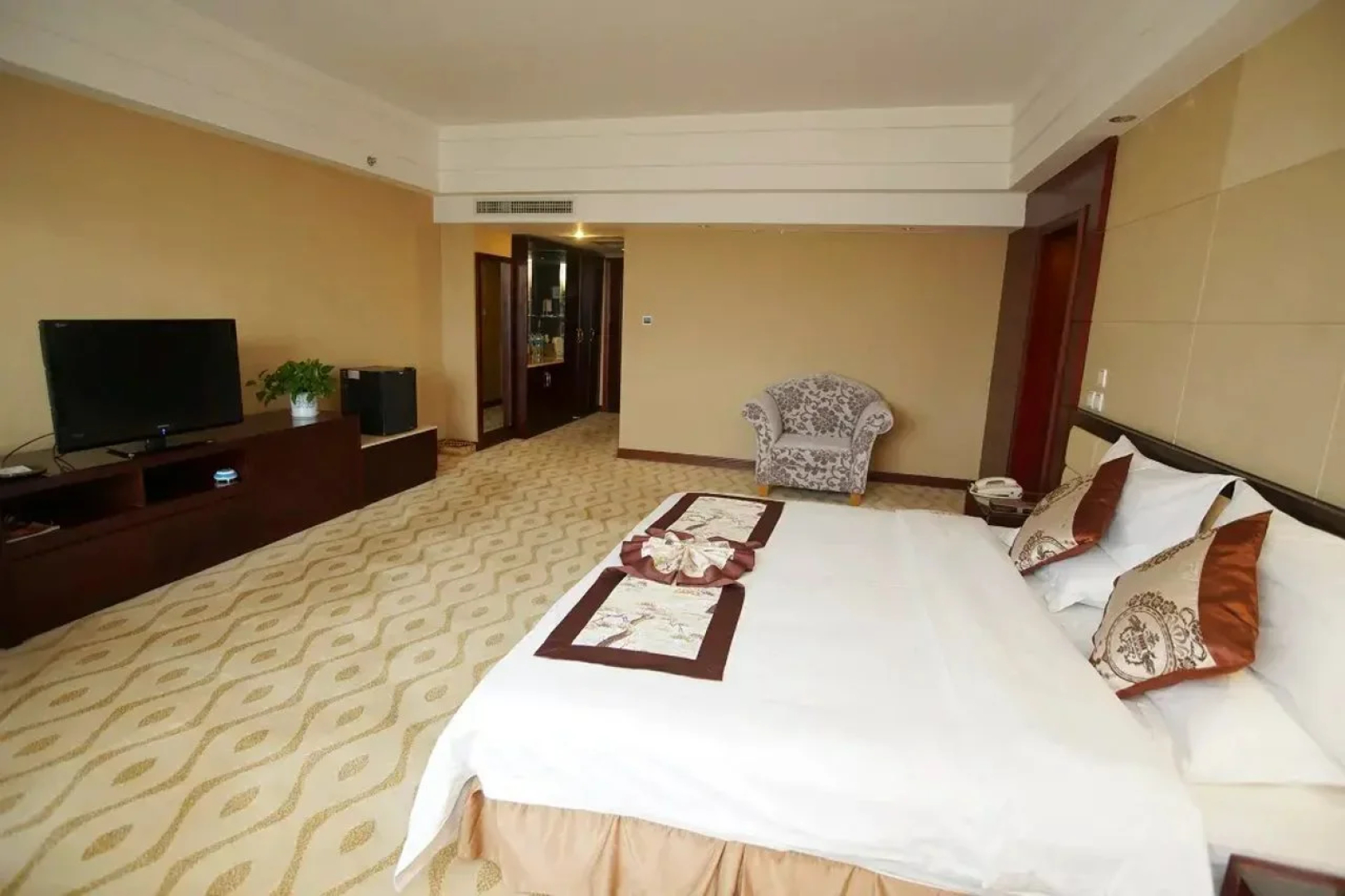 Dianneng International Hotel