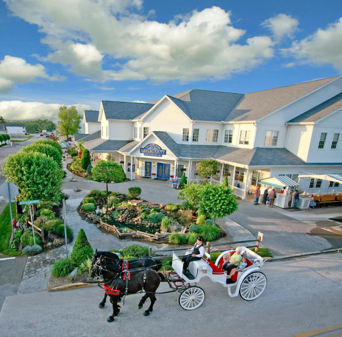 Blue Gate Garden Inn