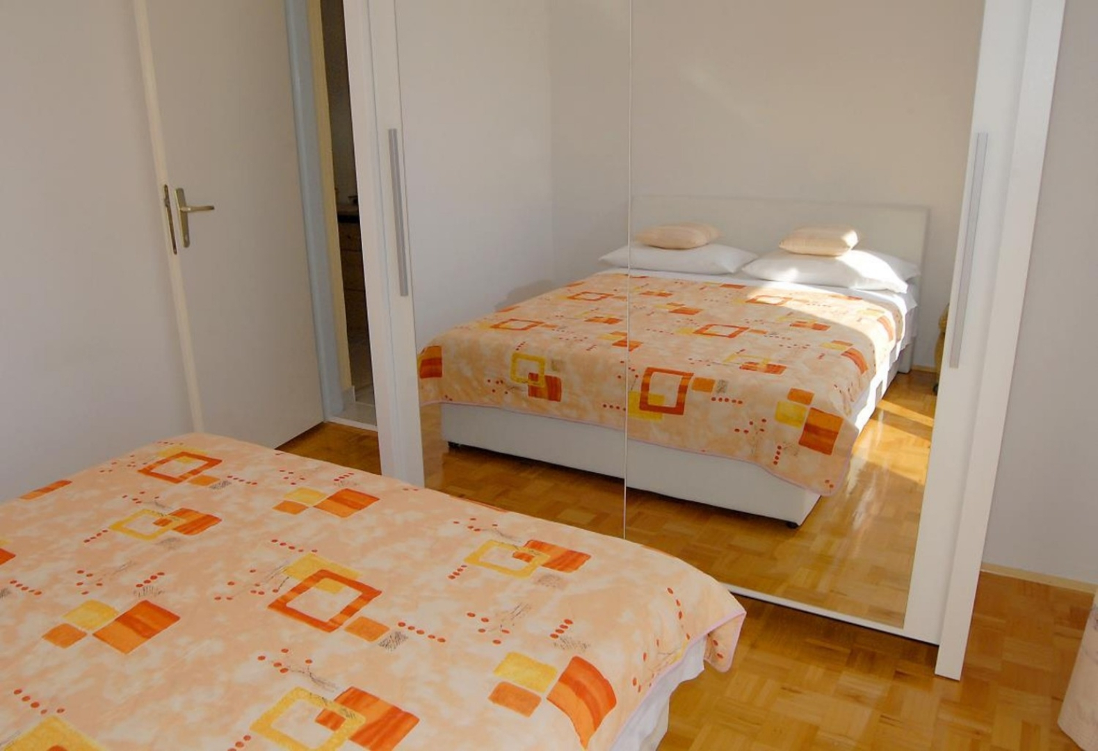 Apartment Ante - with large terrace : A1 Primosten, Riviera Sibenik