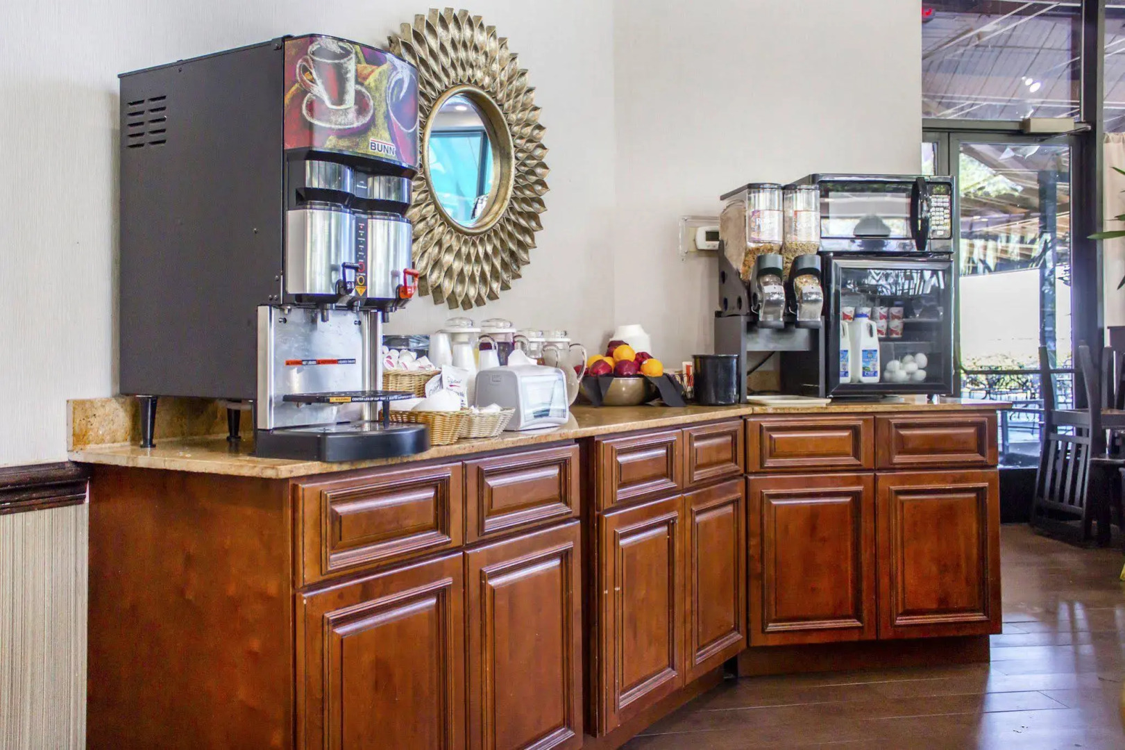 Clarion Hotel Conference Center on Lake Erie