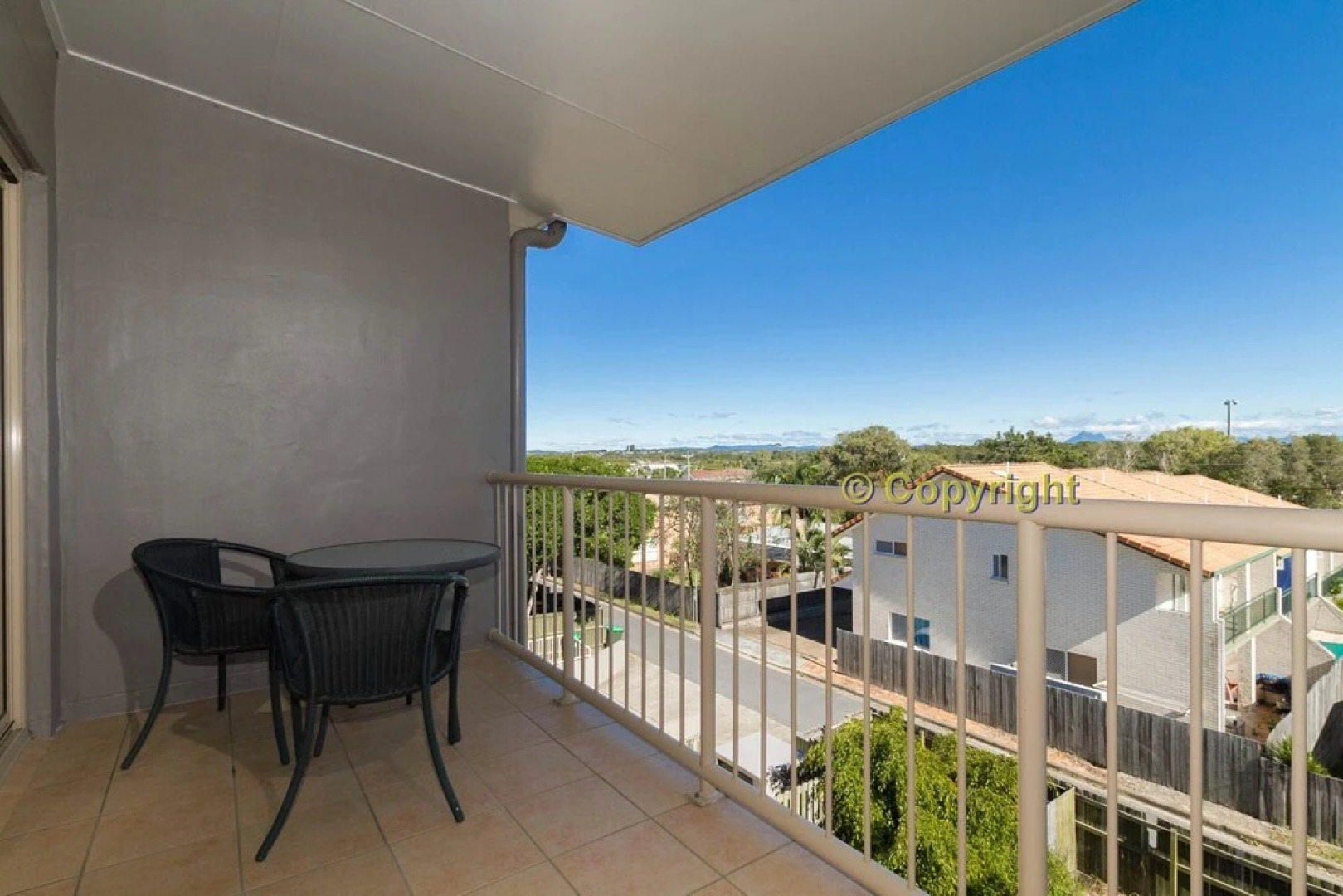 Pacific Royale Holiday Apartment 313