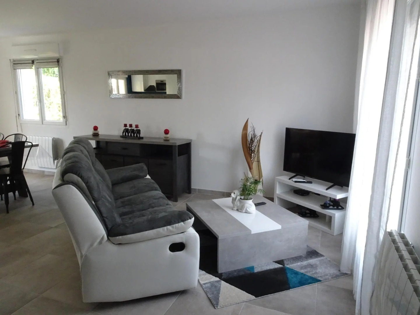 Semi-detached House, Brehal