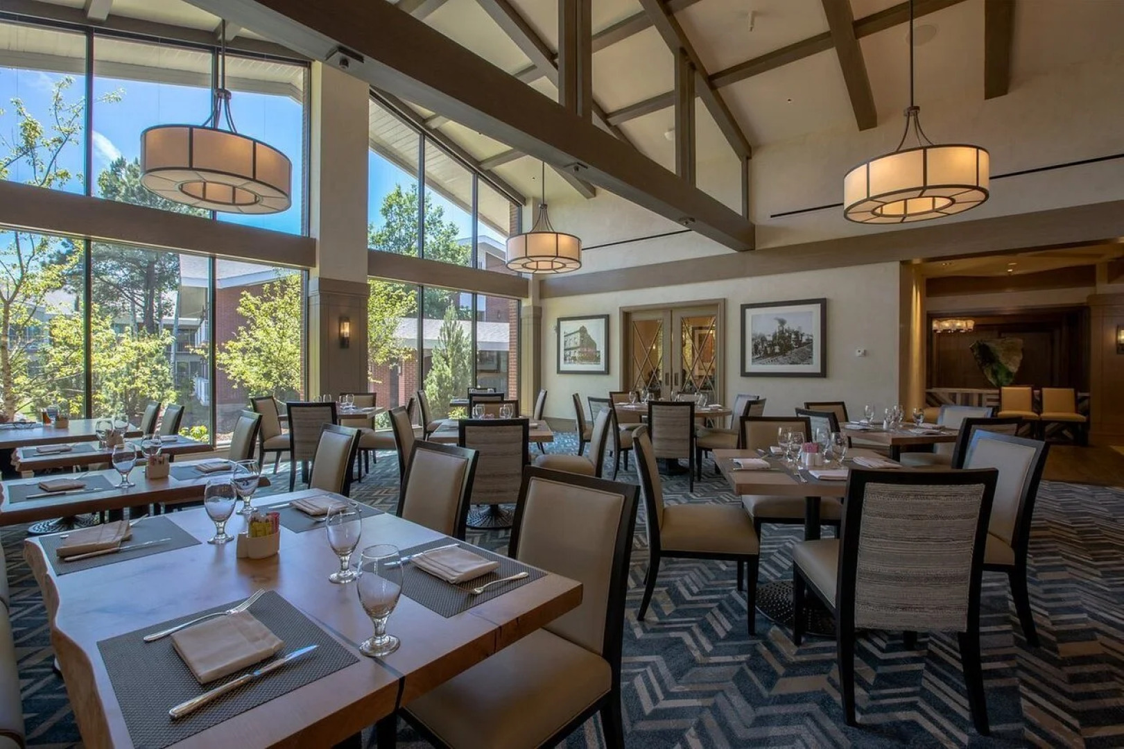 Little America Flagstaff