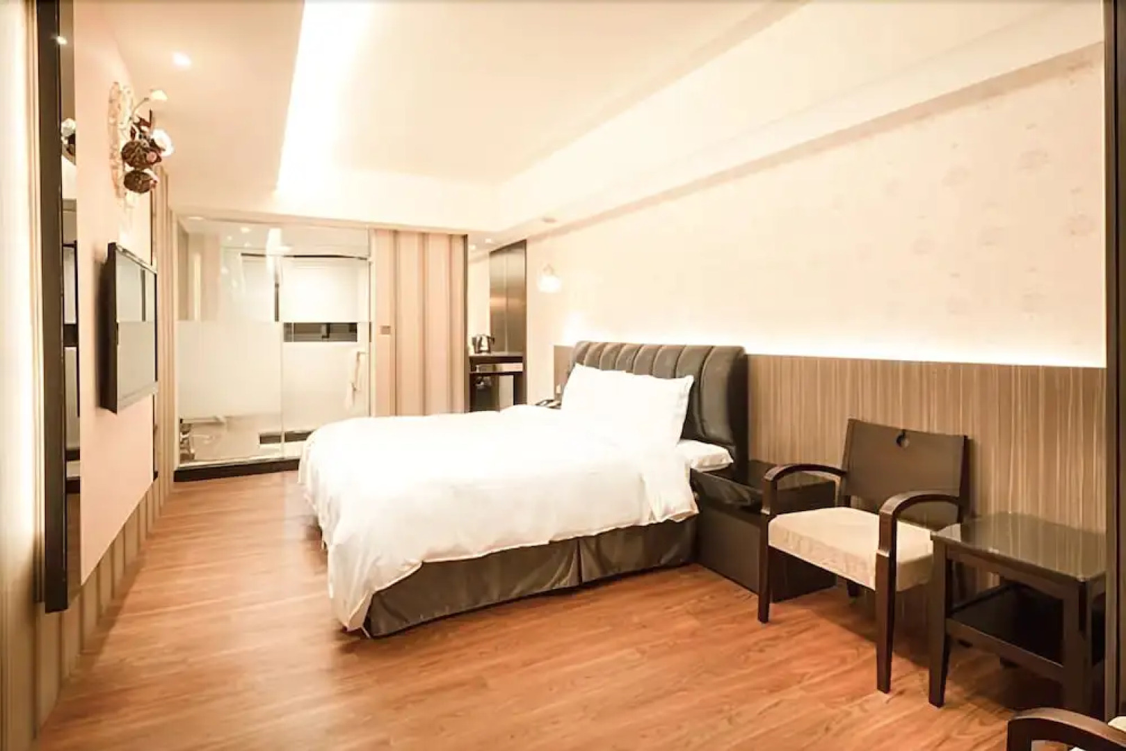 Yuanlin Business Hotel