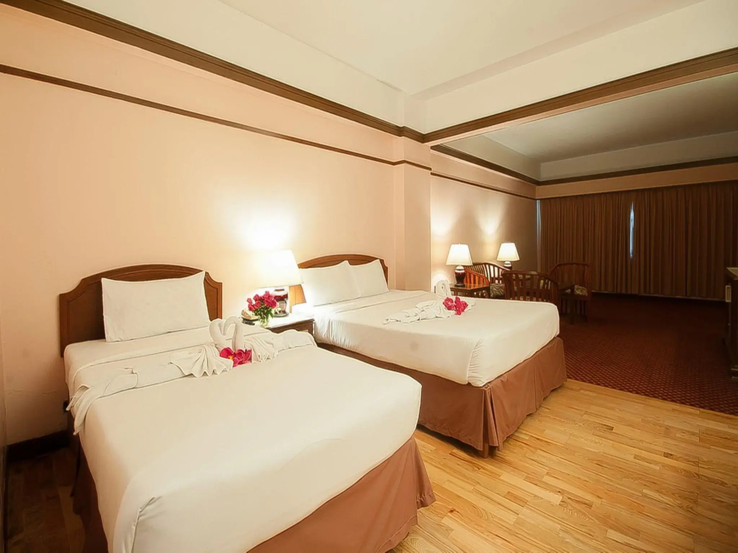 Grand Plaza Hotel