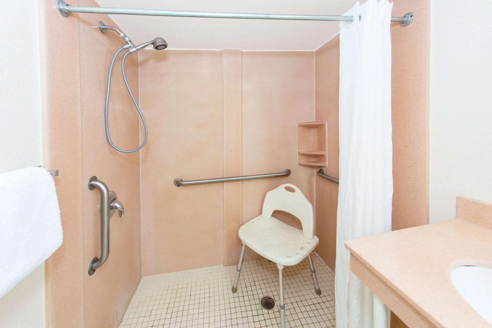 Super 8 by Wyndham North Palm Beach