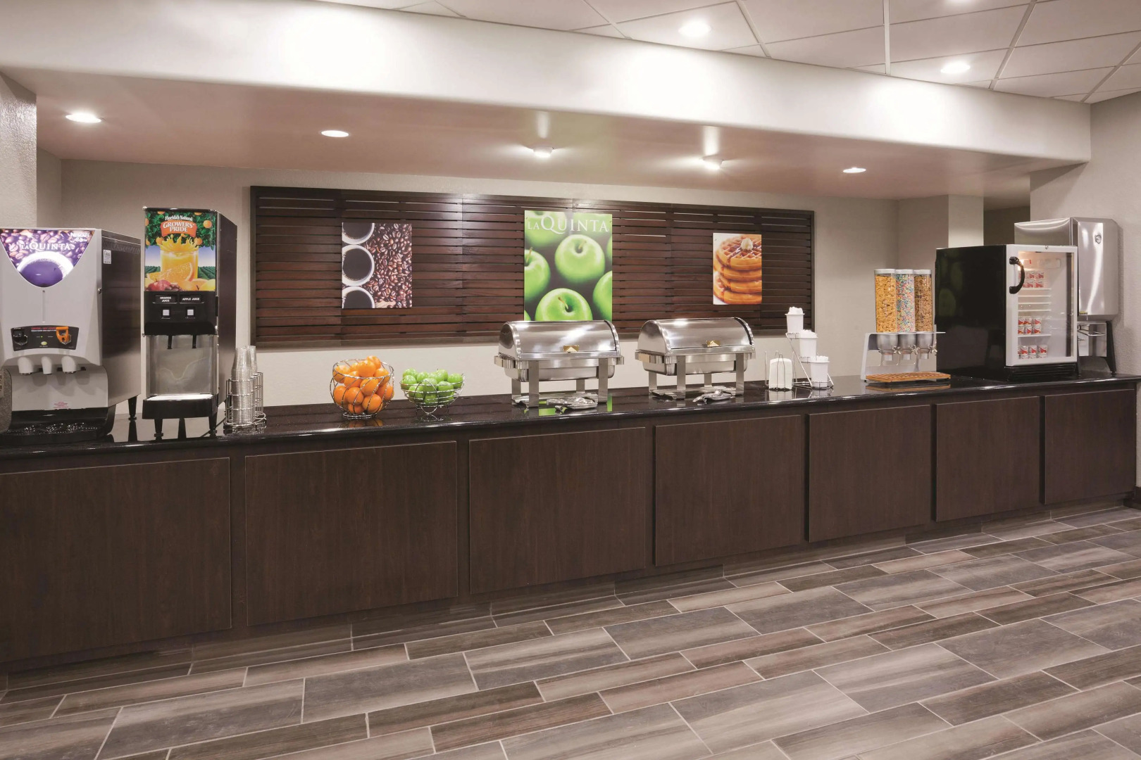 La Quinta Inn & Suites by Wyndham Minneapolis Bloomington W
