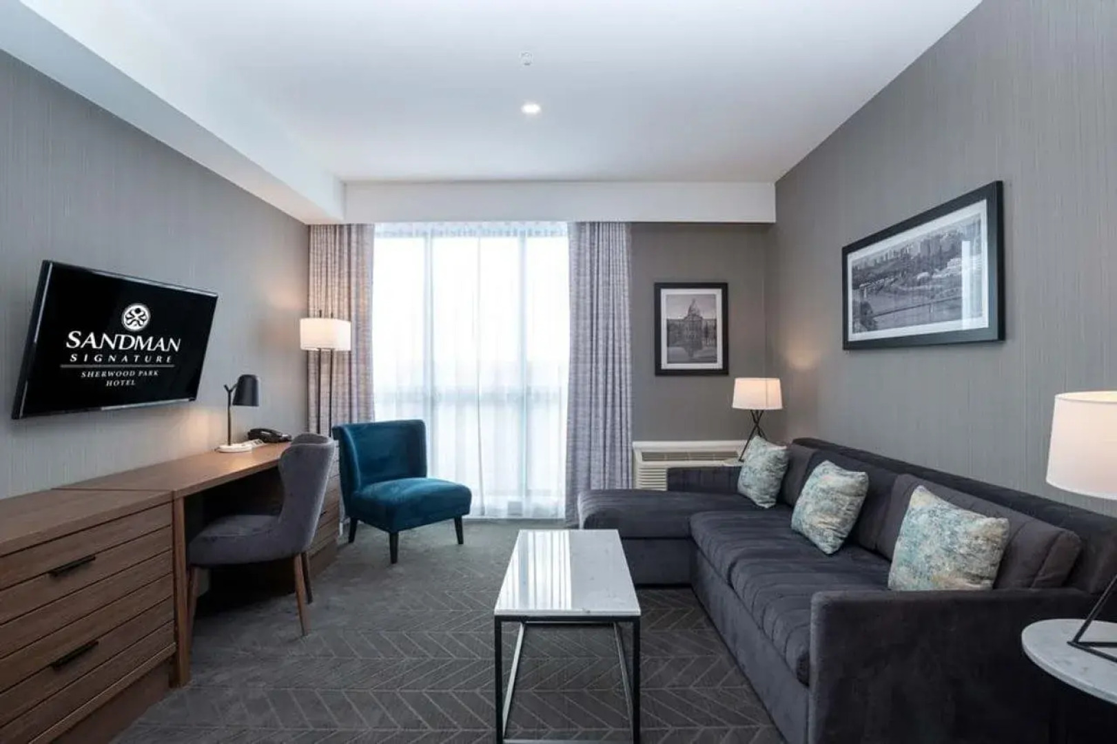 Sandman Signature Sherwood Park Hotel