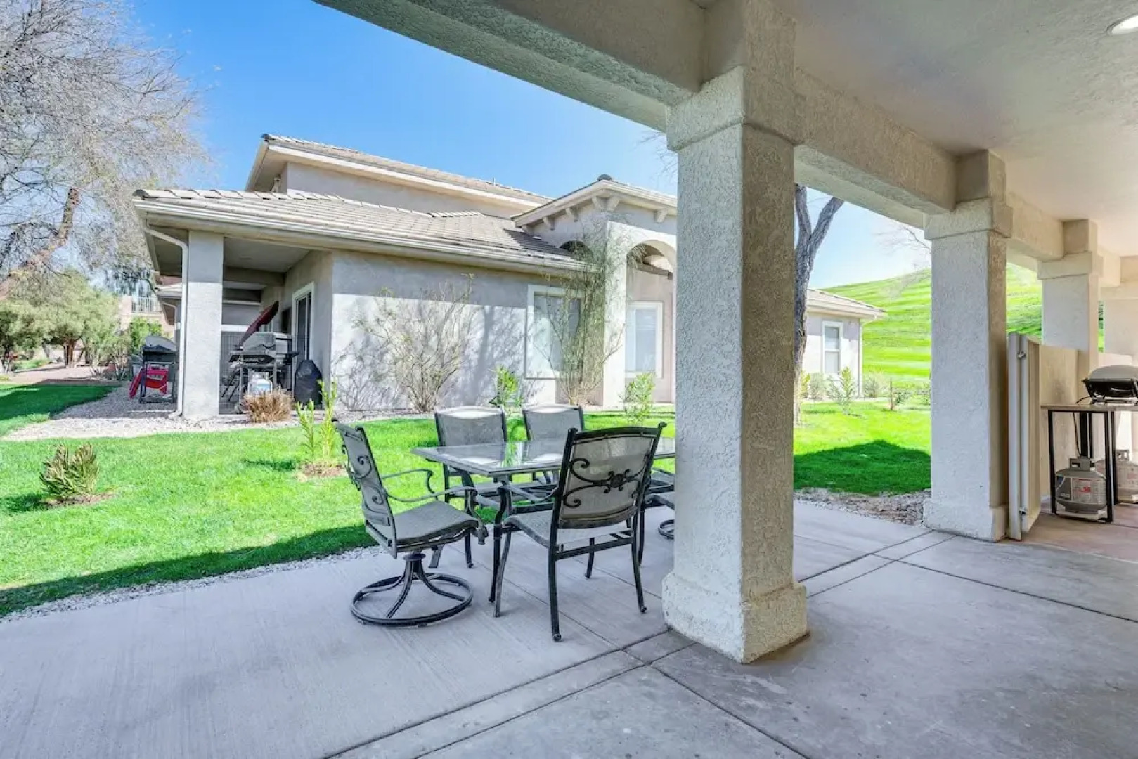 Spacious Mesquite Getaway - 1/2 Mi to Golf Course