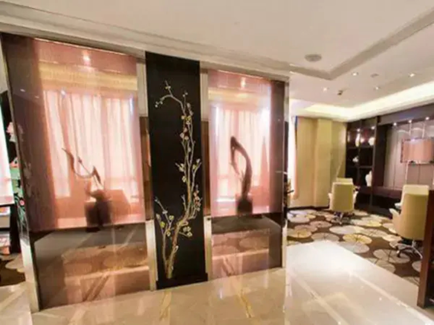 Ondine International Hotel