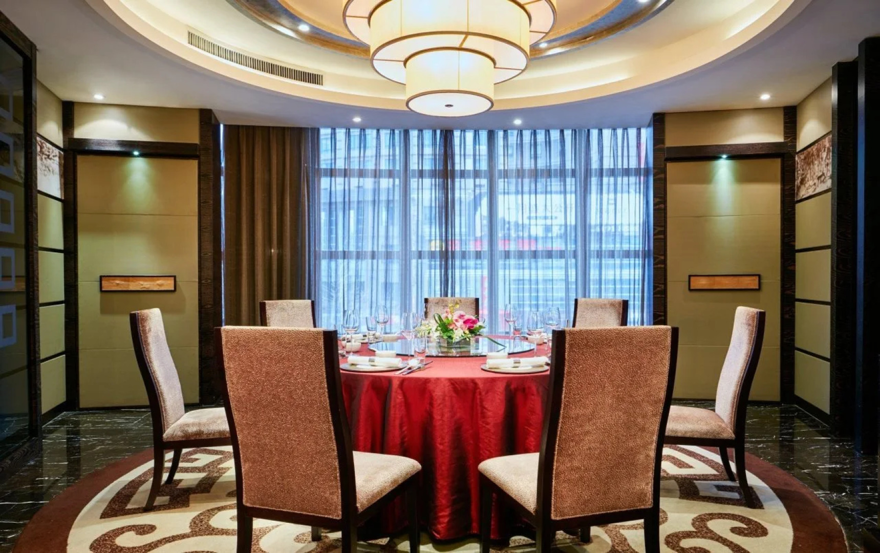 InterContinental Shanghai Pudong Hotel by IHG