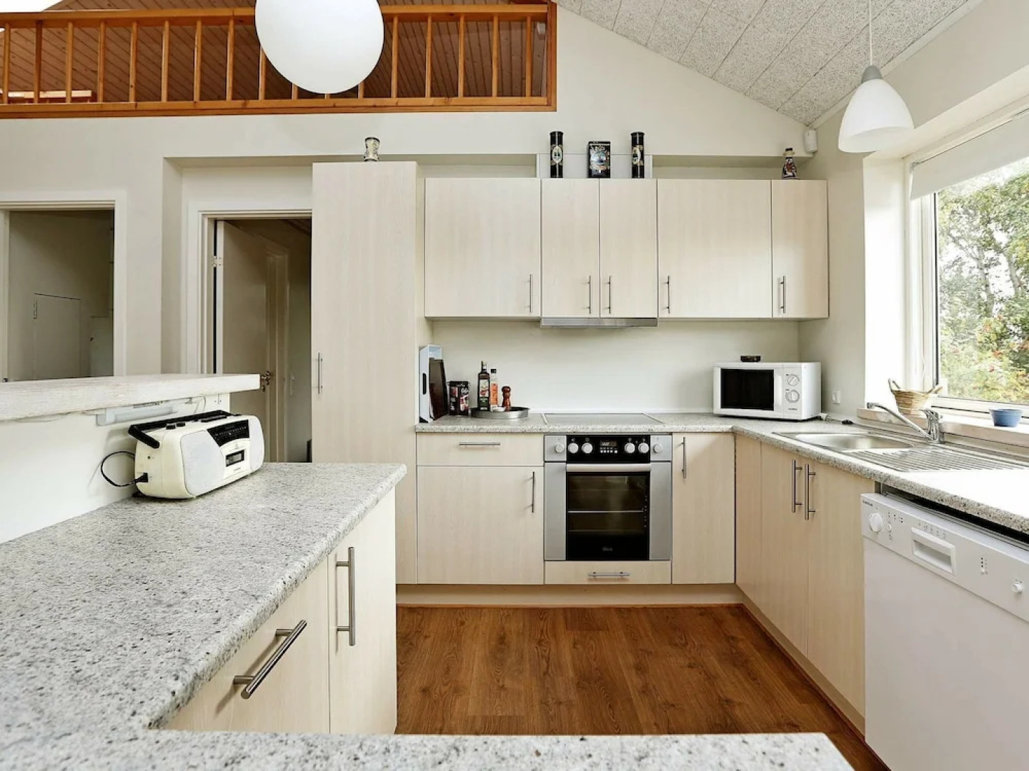 Comfortable Holiday Home in Hundested with Hot Tub