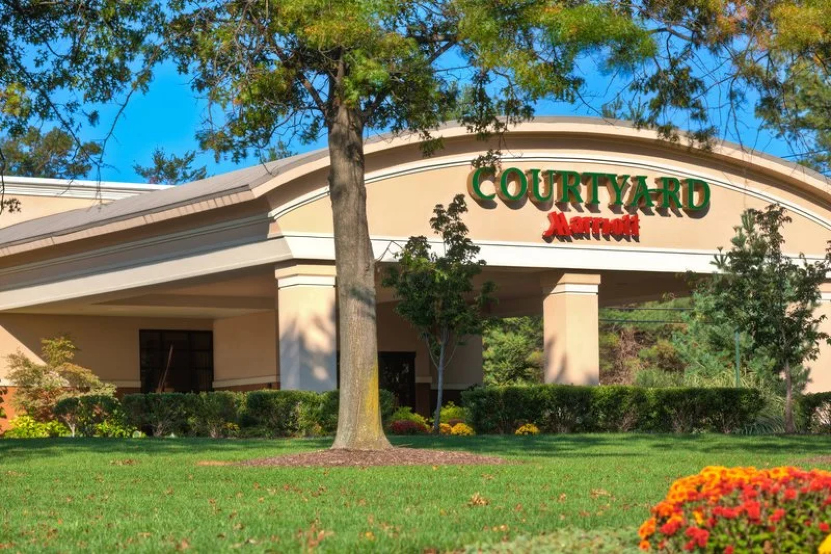 Courtyard Montvale