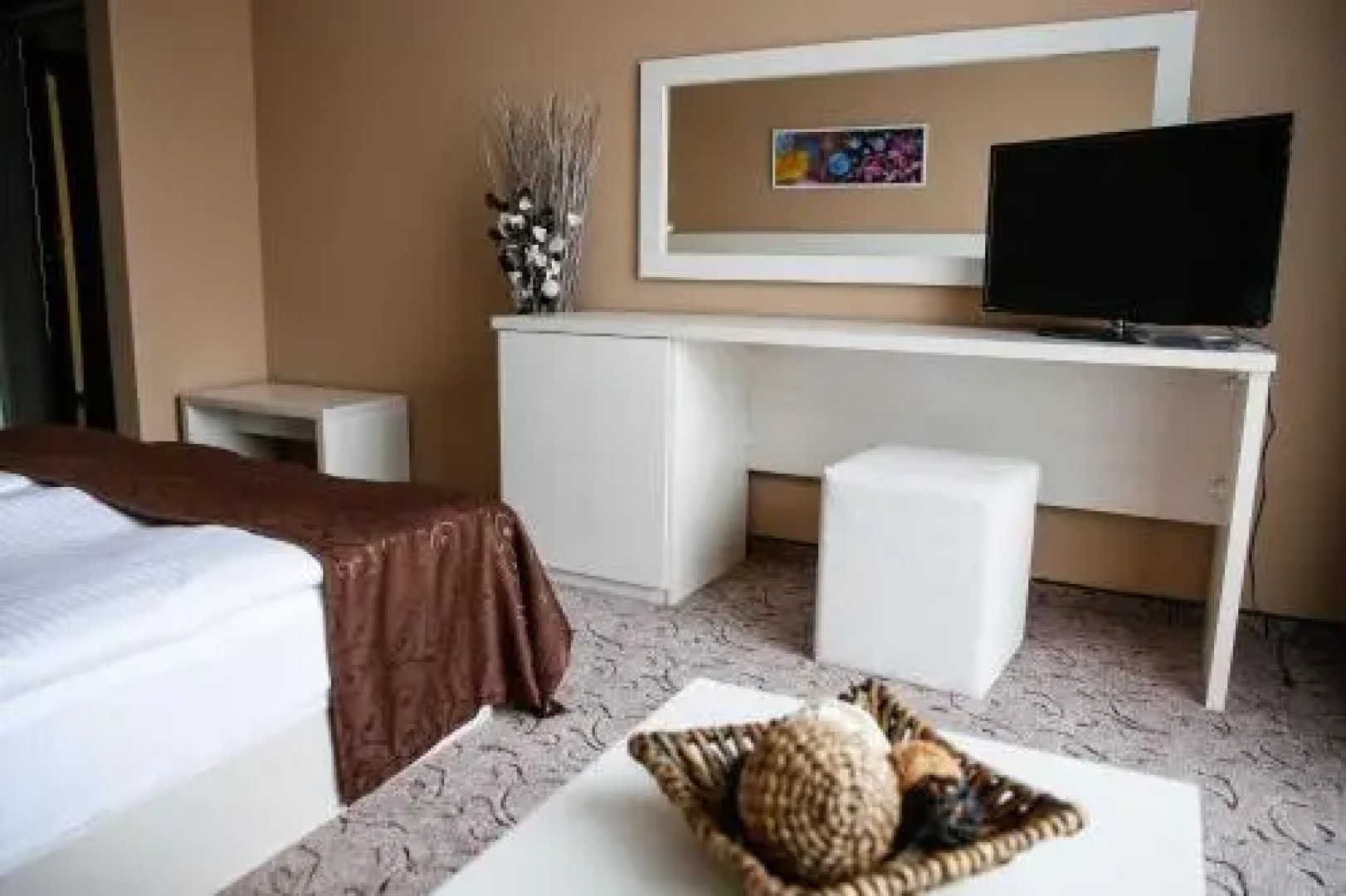 Einstein House & Spa