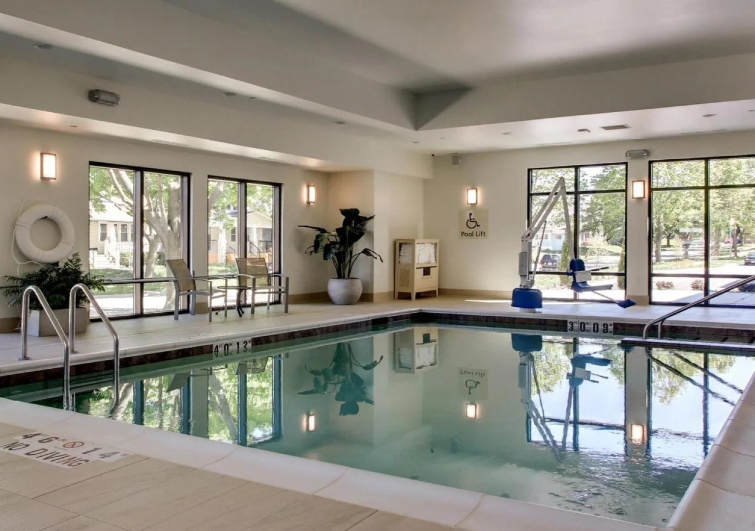 Hampton Inn & Suites Milwaukee West