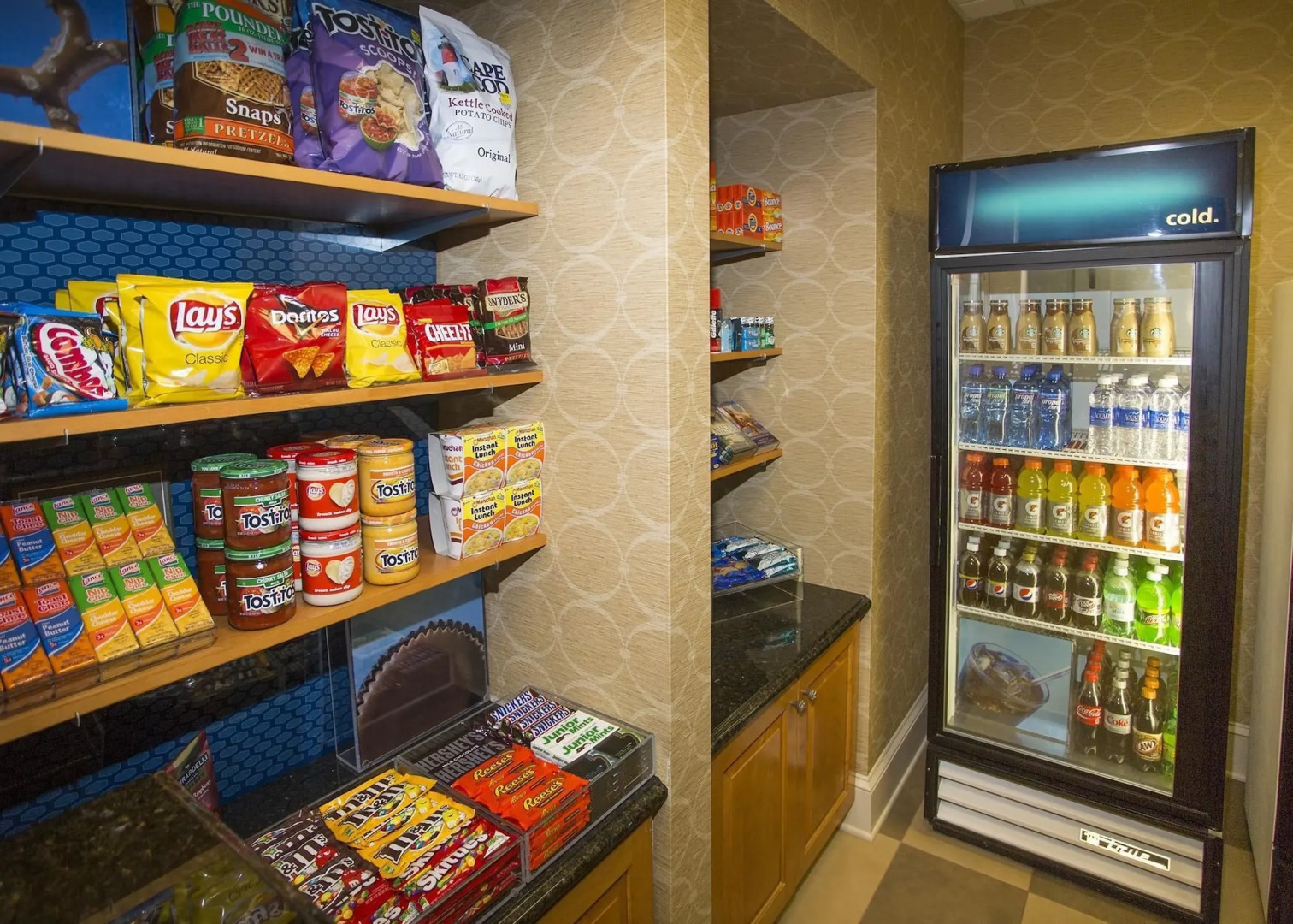 Hampton Inn & Suites Chincoteague Waterfront