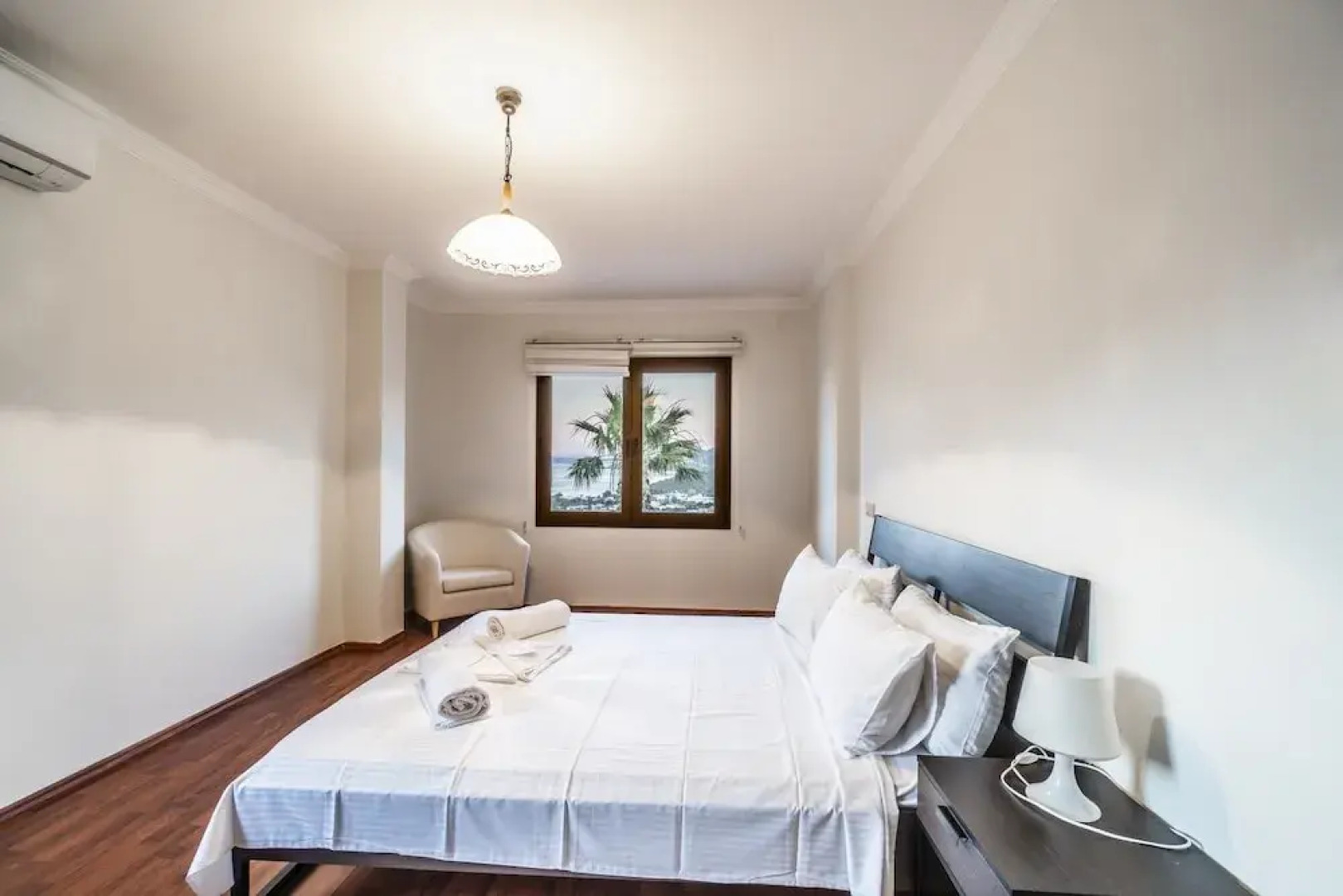 Villa Torba Bay by EvTatilim