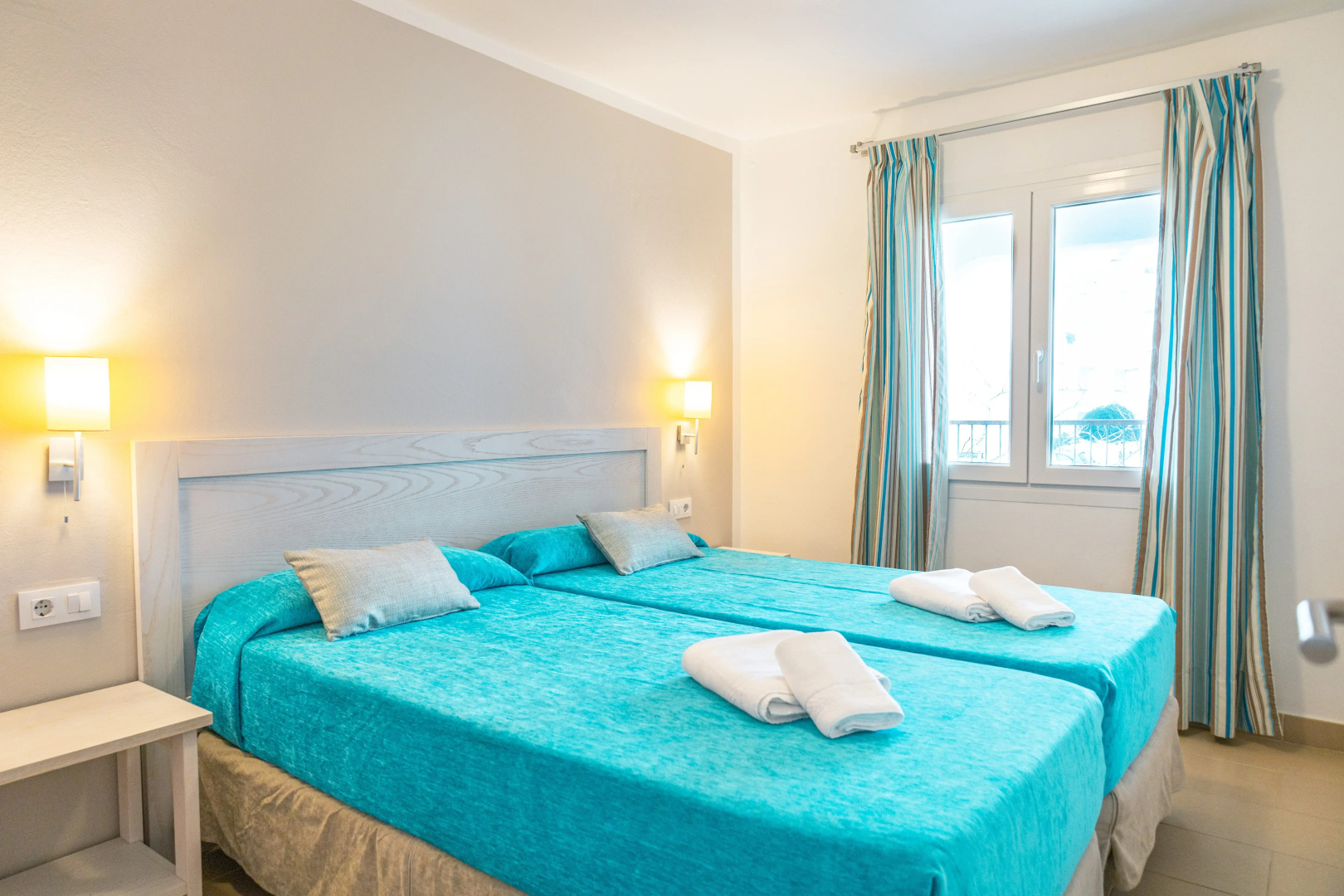 Apartamentos Seth Mestral y Llebeig