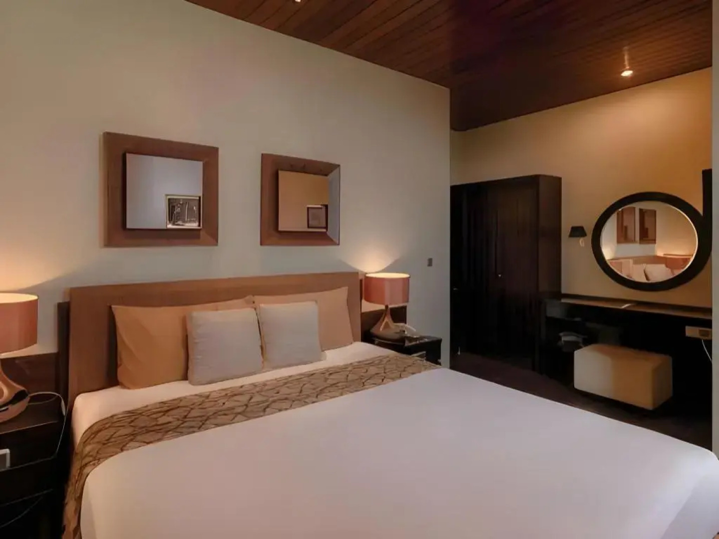 The Valley Resort Hotel