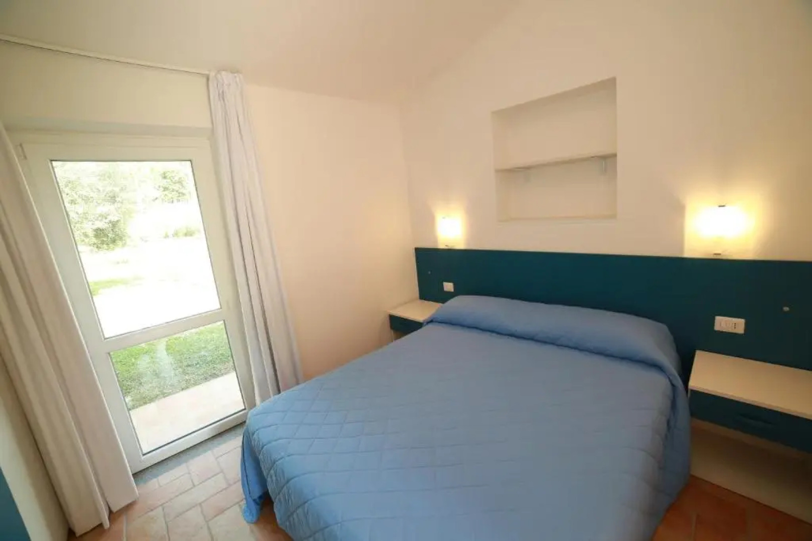 Blu International Camping