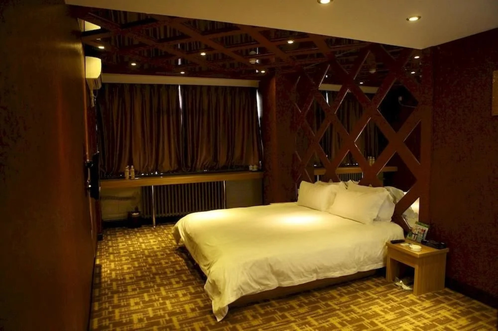 Jinzhou Holiday Hotel Yanji Juzi Street