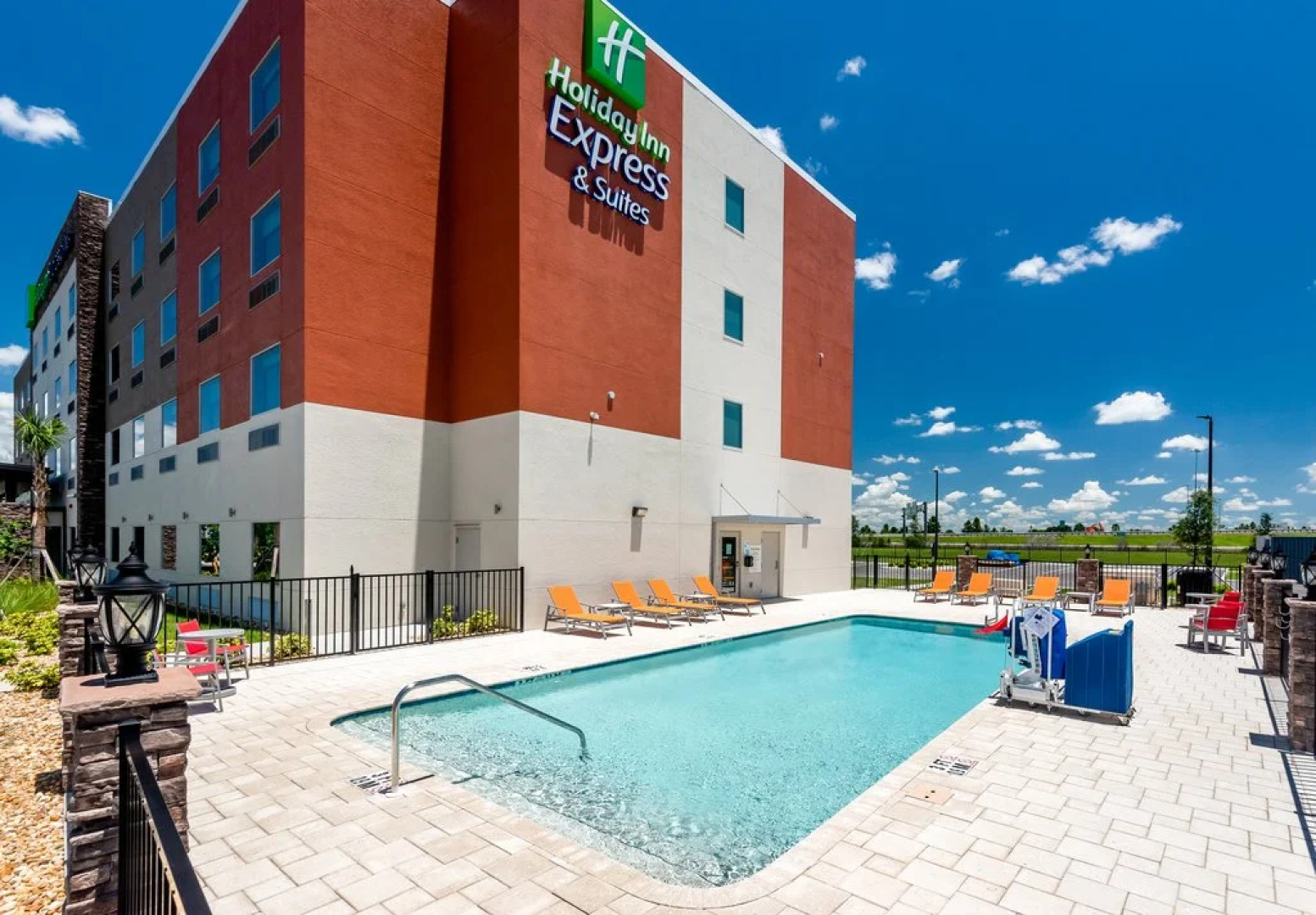 Holiday Inn Express & Suites Punta Gorda by IHG
