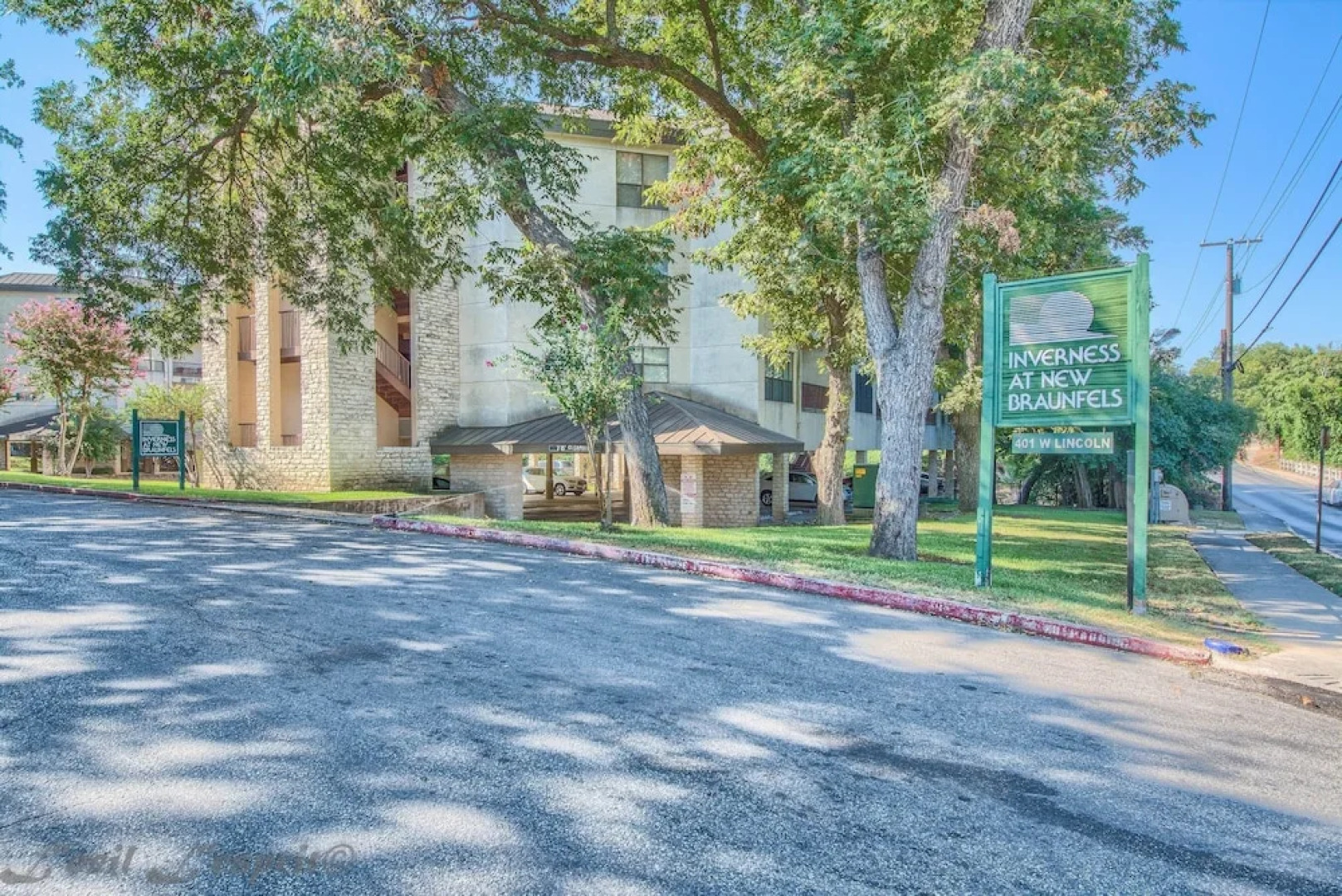 Treetop Villa IC215 by RedAwning