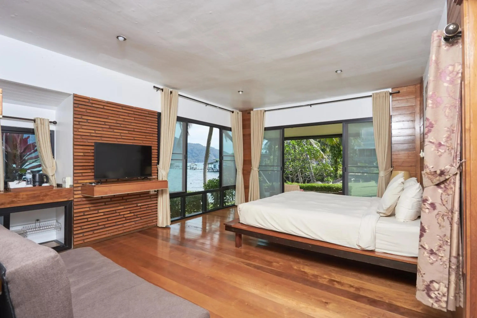 Resolution Resort